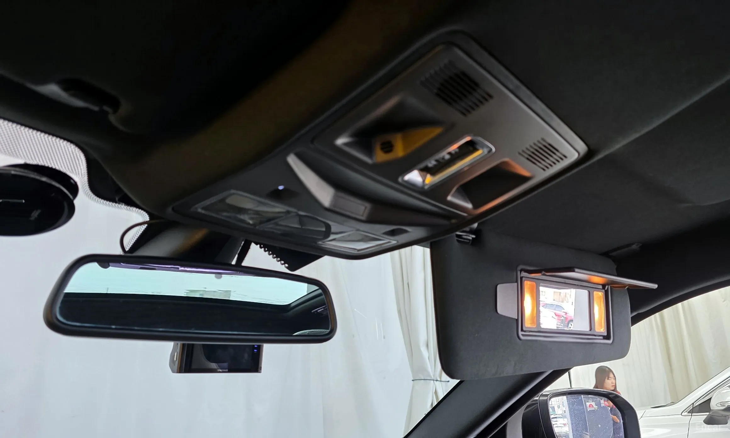 Land Rover Range Rover Evoque превью 17