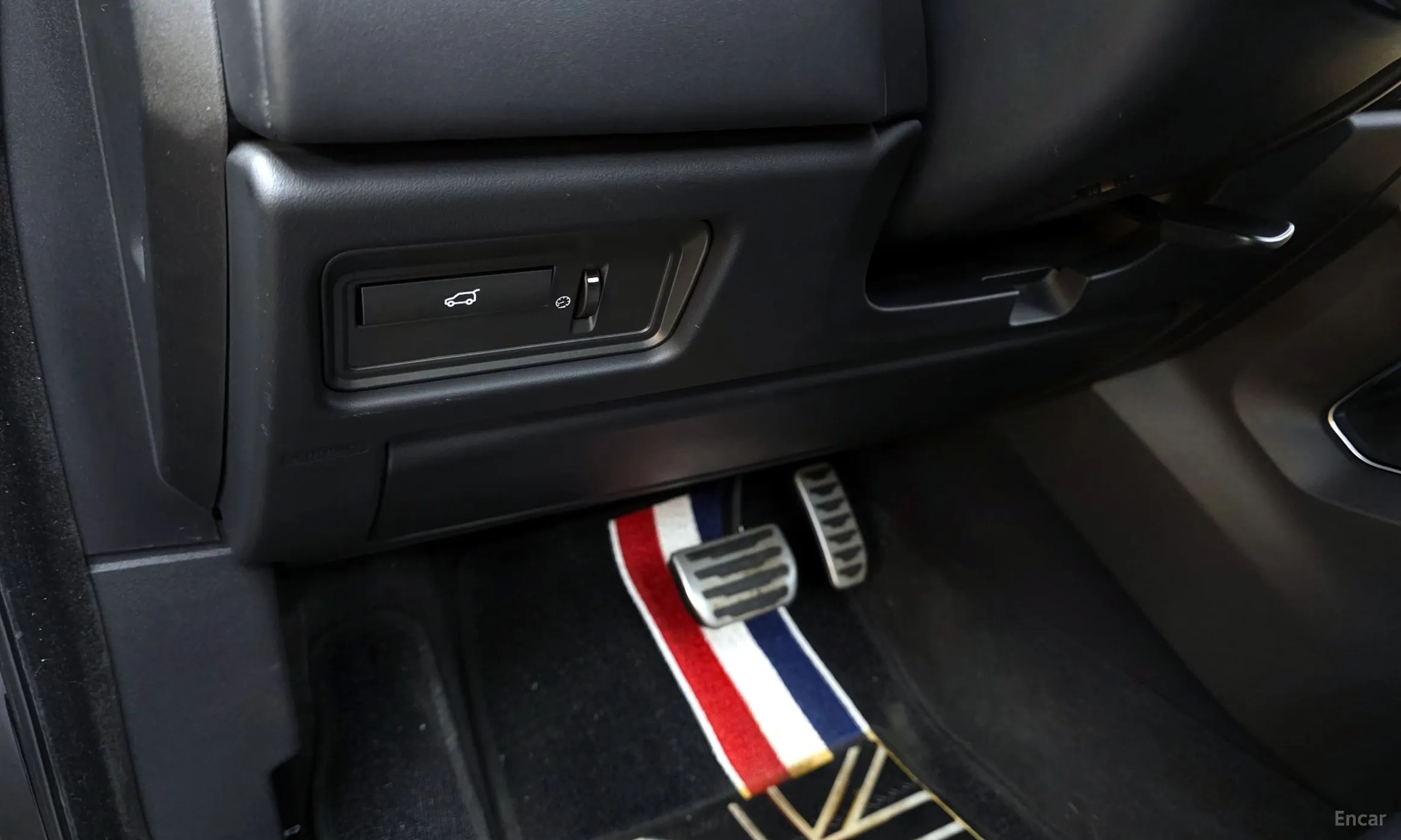 Land Rover Range Rover Evoque превью 18