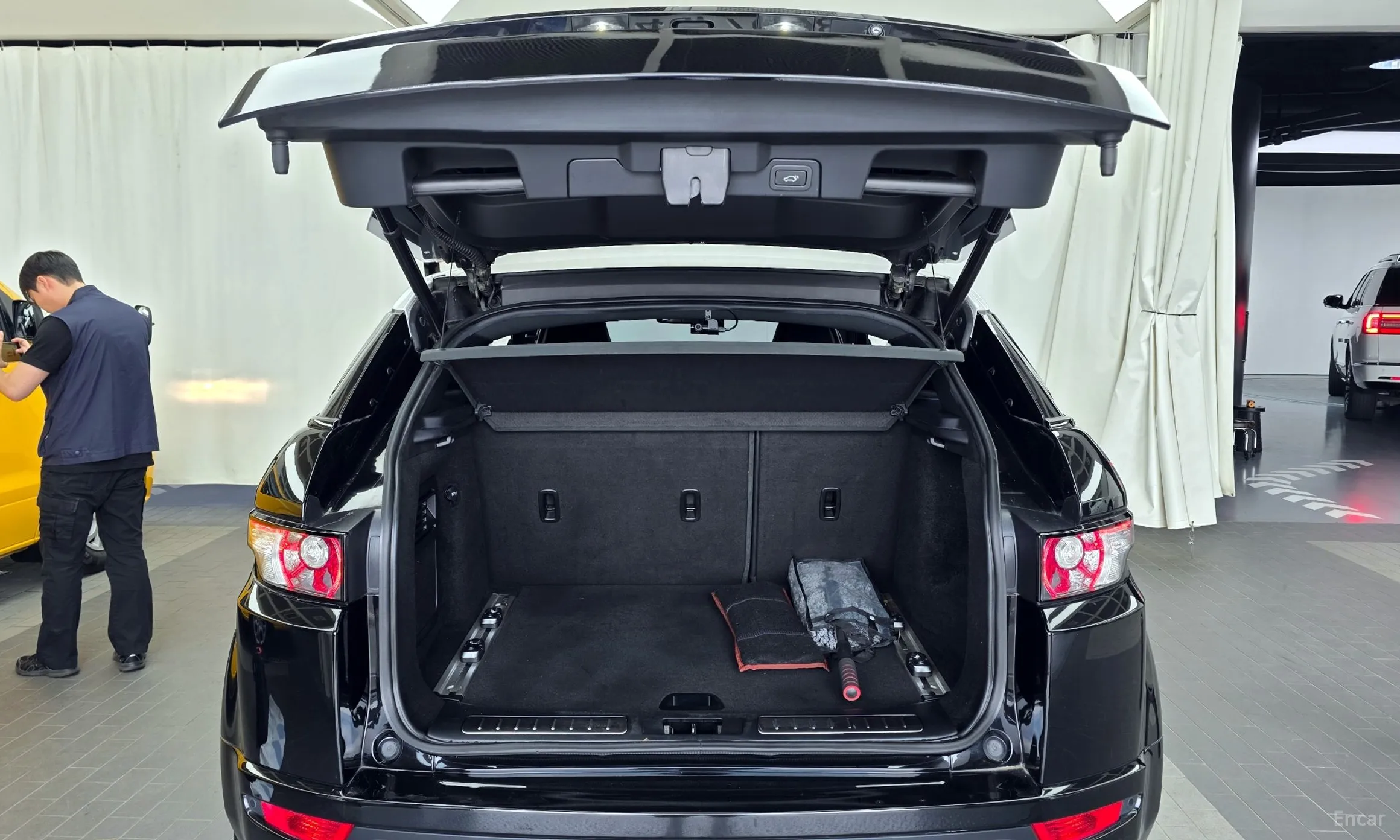Land Rover Range Rover Evoque превью 20