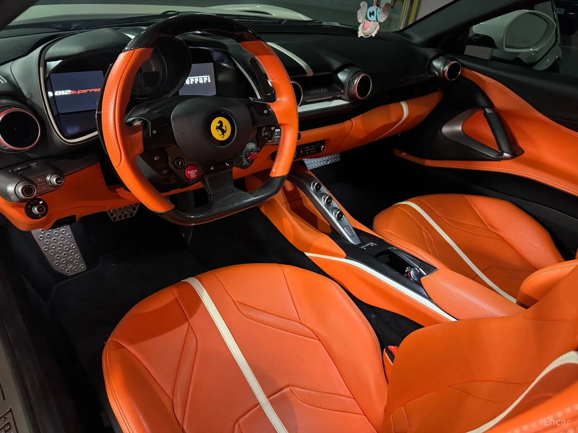 Ferrari 812 Superfast превью 10