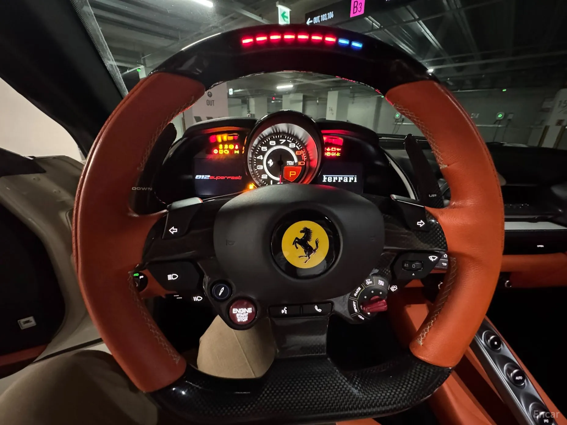 Ferrari 812 Superfast превью 14