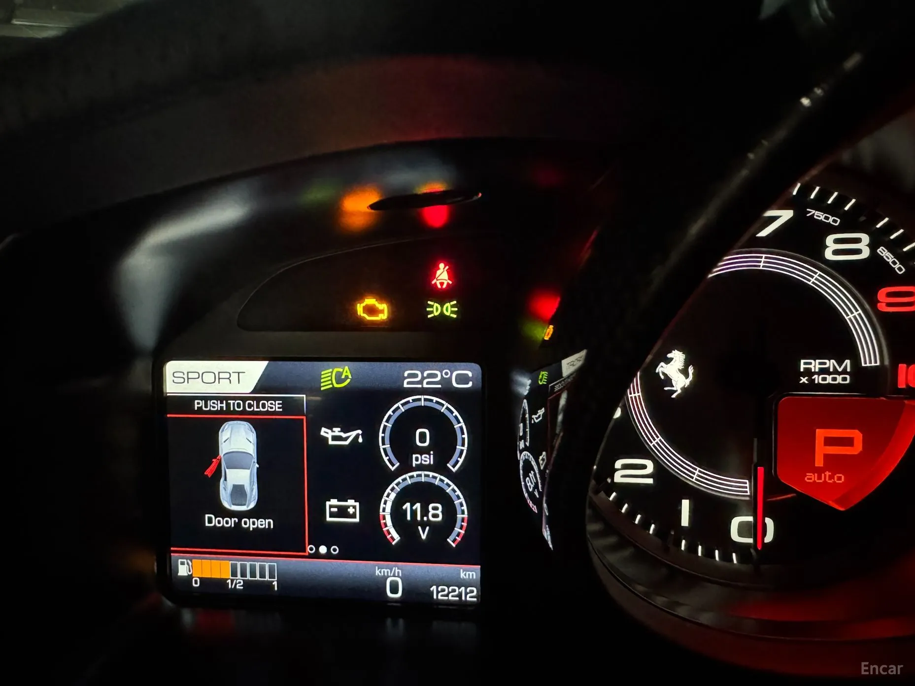 Ferrari 812 Superfast превью 15