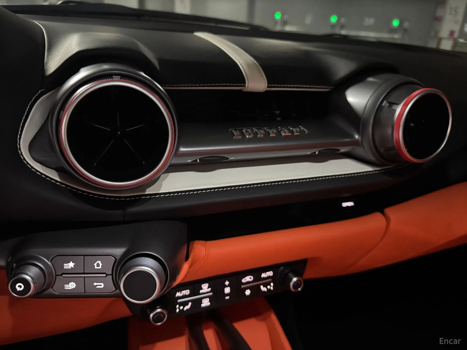 Ferrari 812 Superfast превью 16