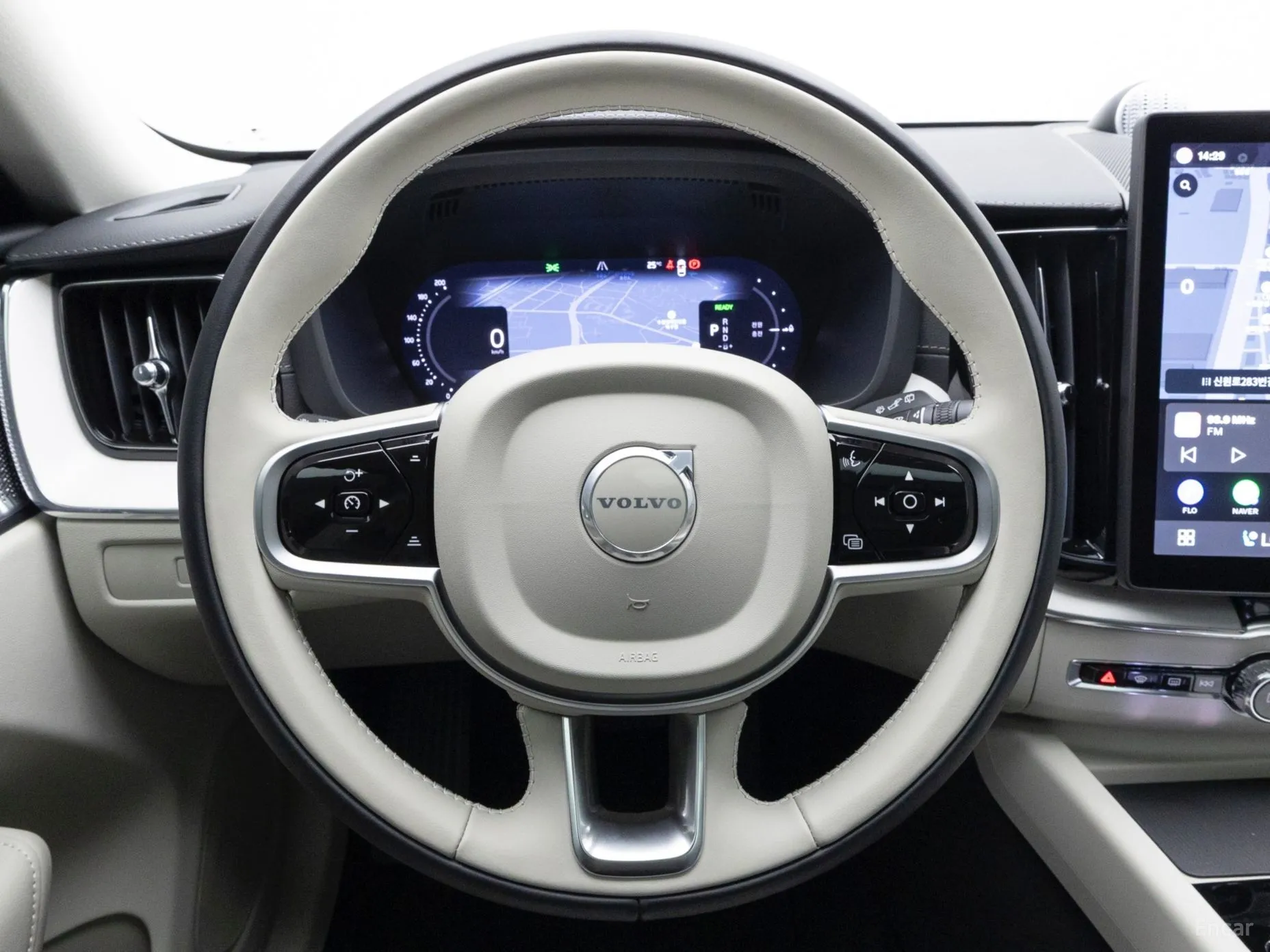 Volvo XC60 Gen 2 превью 11