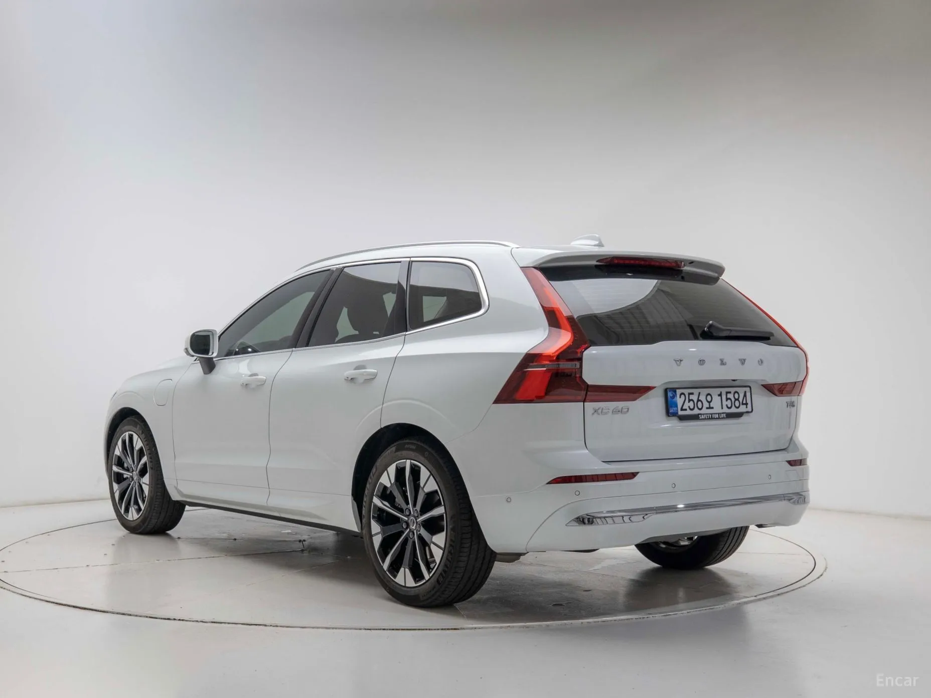 Volvo XC60 Gen 2 превью 2
