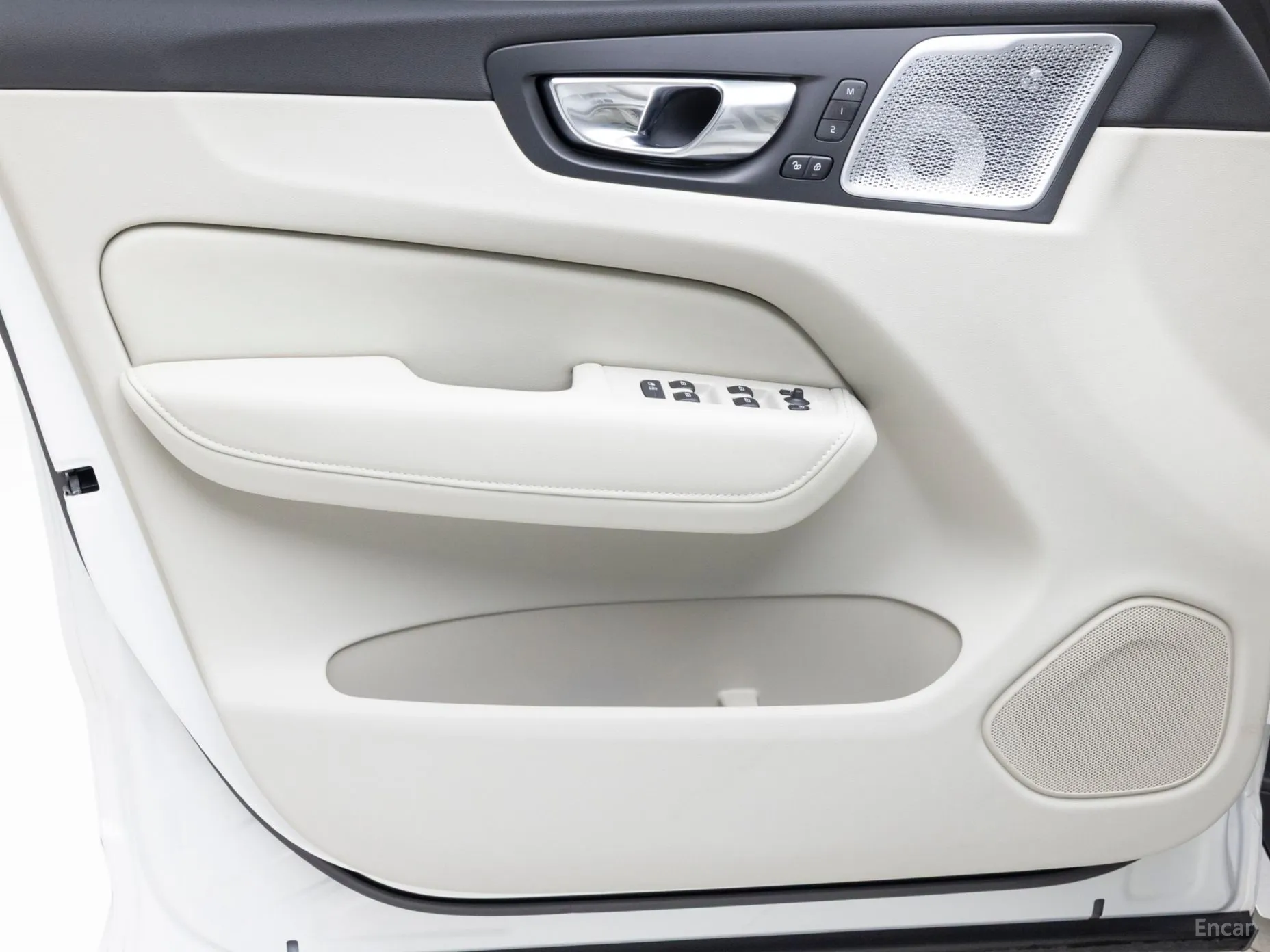 Volvo XC60 Gen 2 превью 16