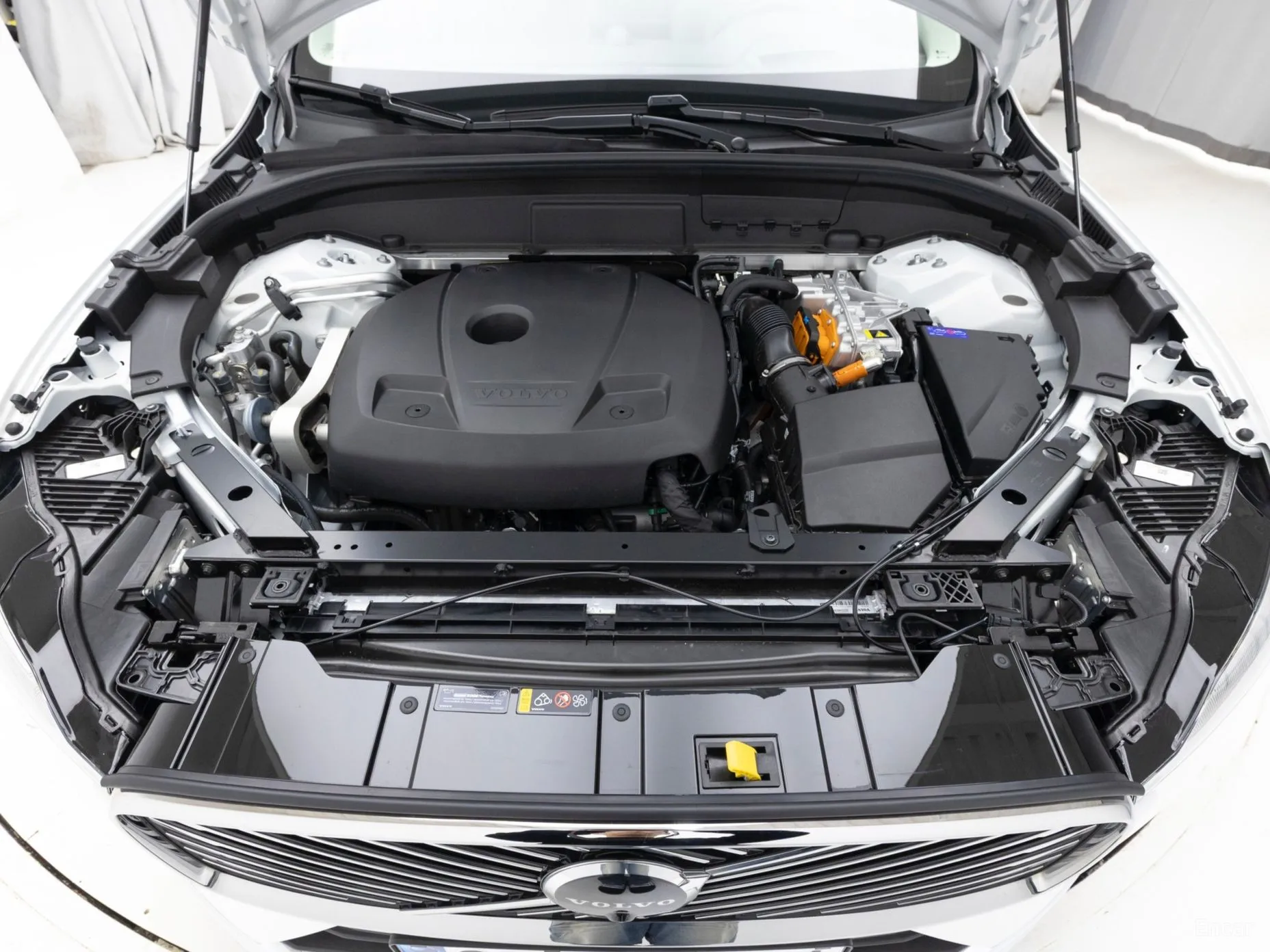 Volvo XC60 Gen 2 превью 6