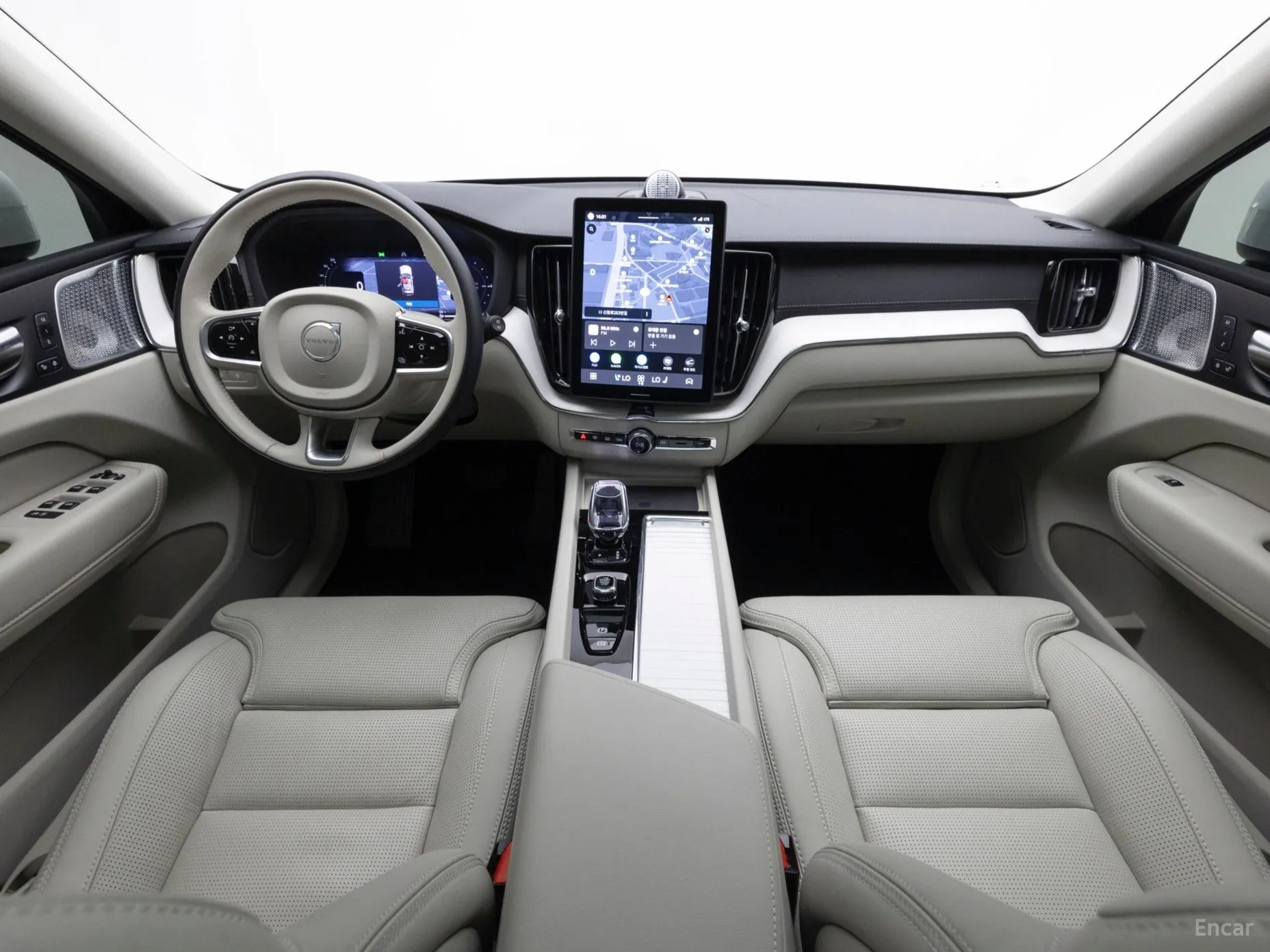 Volvo XC60 Gen 2 превью 7