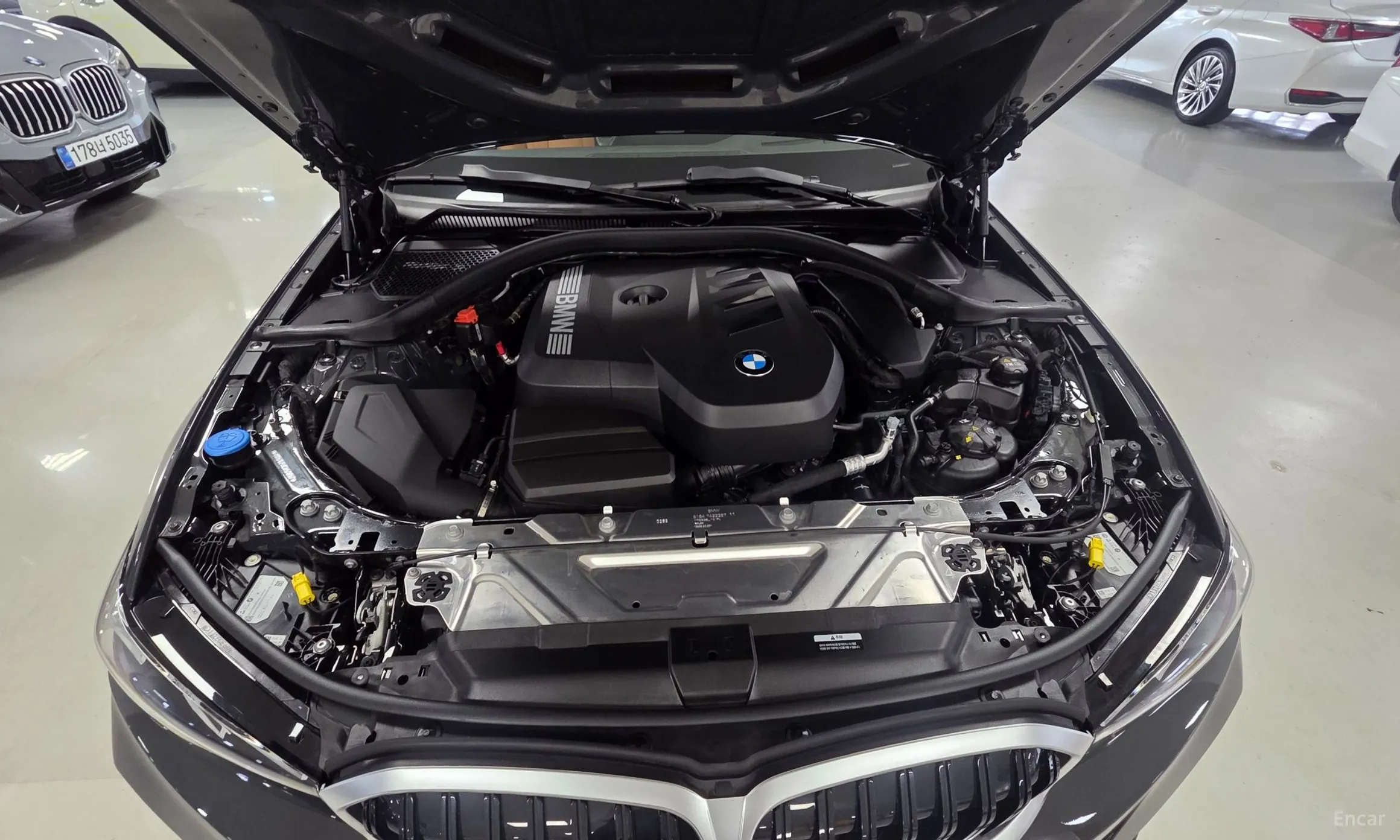BMW 3 Series (G20) превью 6