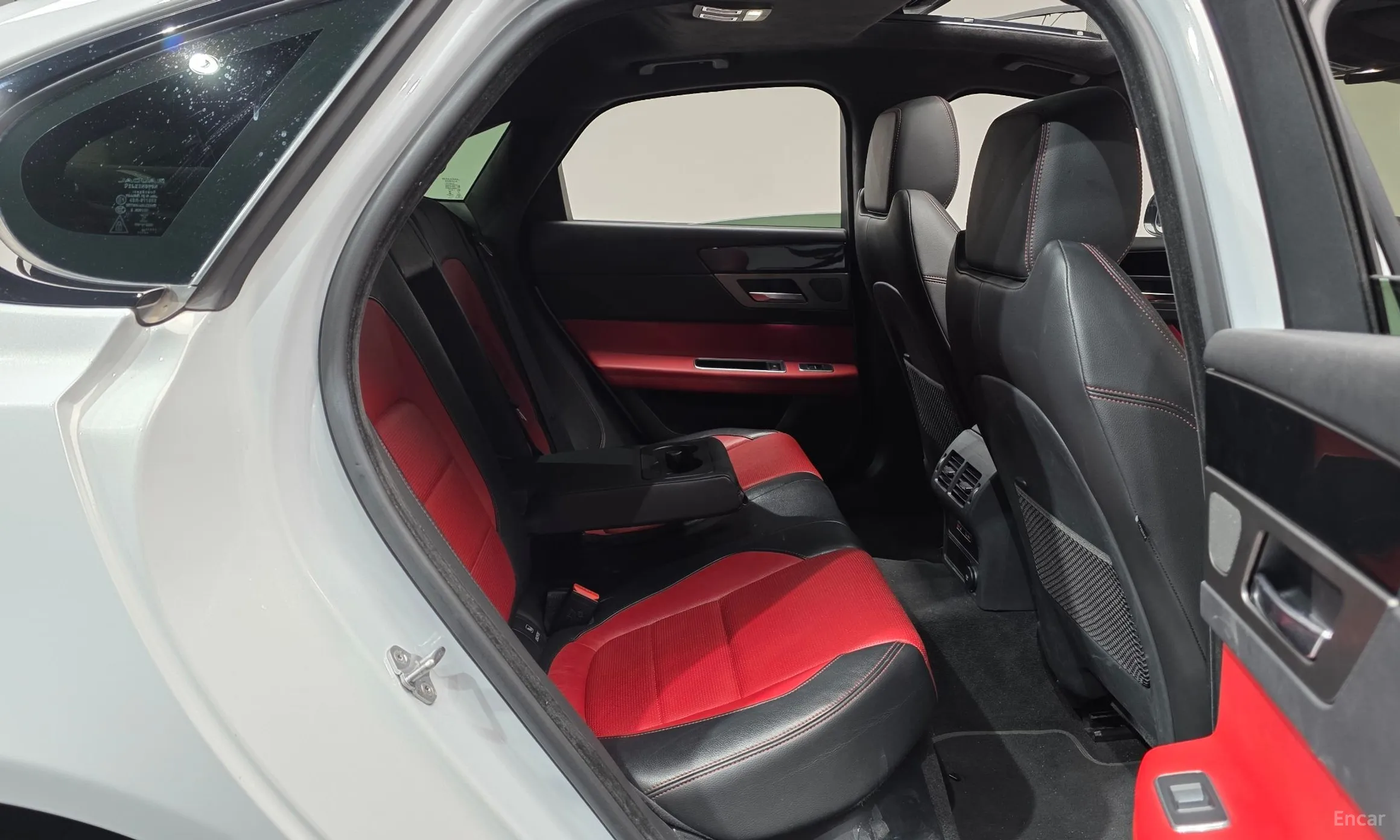 Jaguar XF (x260) превью 12