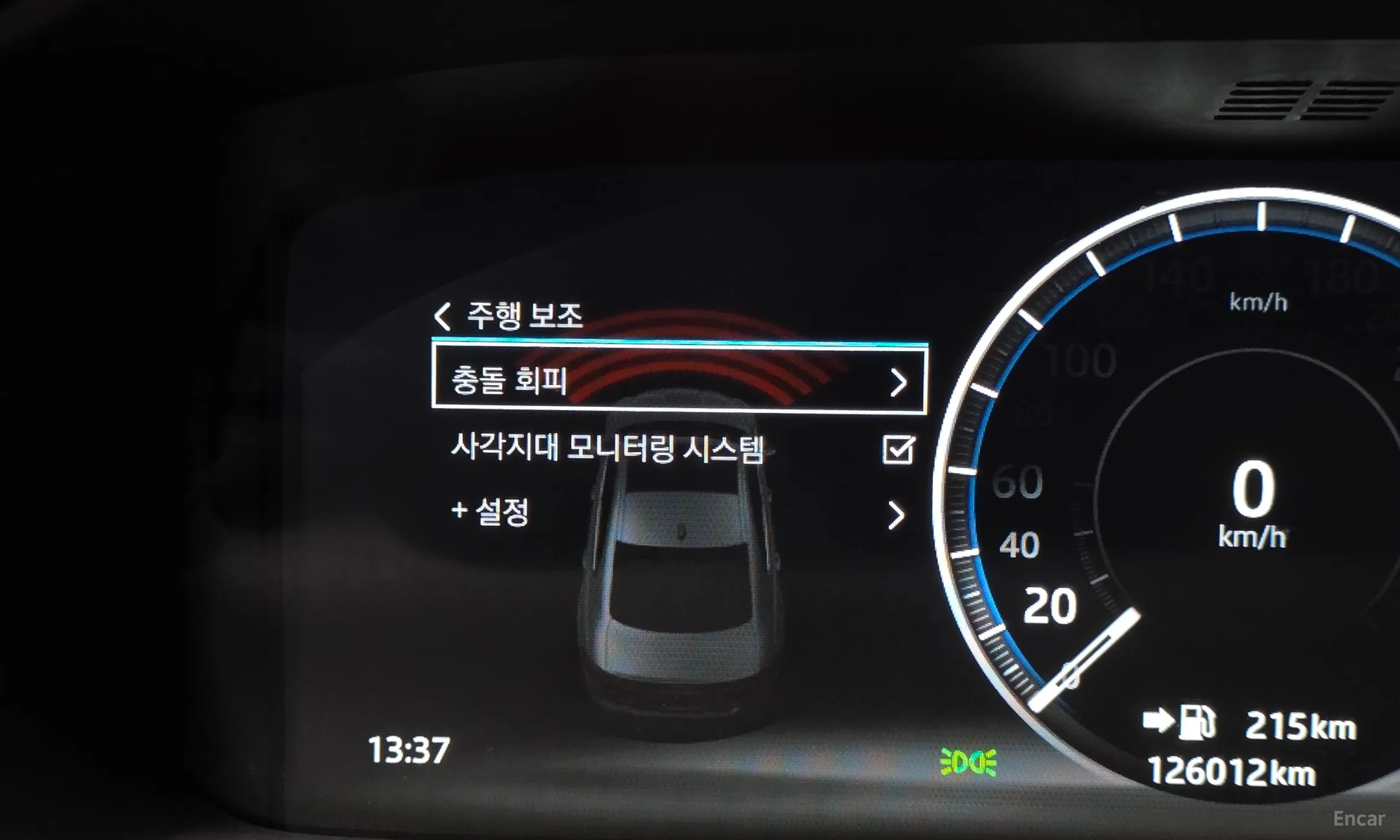 Jaguar XF (x260) превью 16