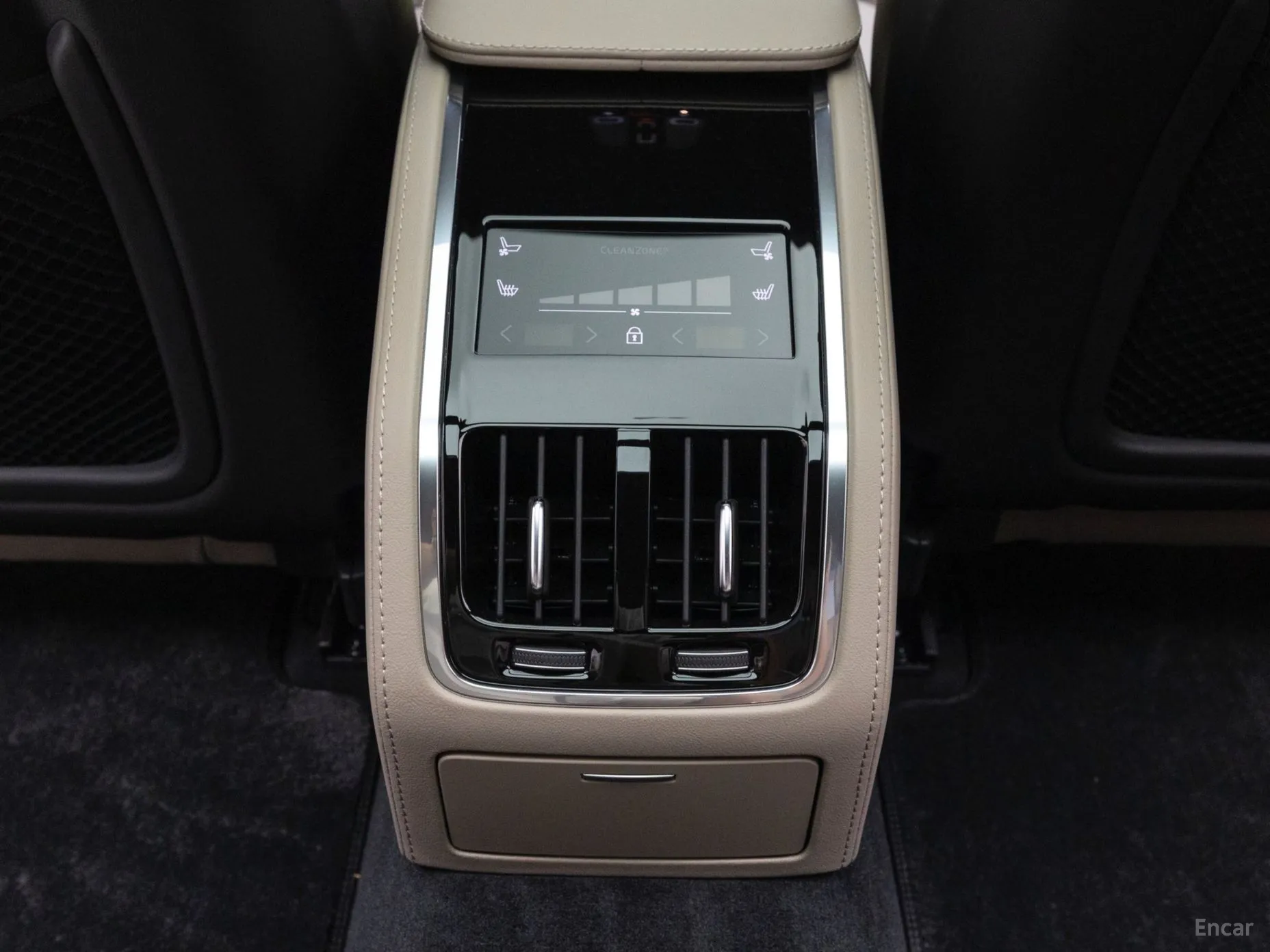 Volvo S90 превью 16