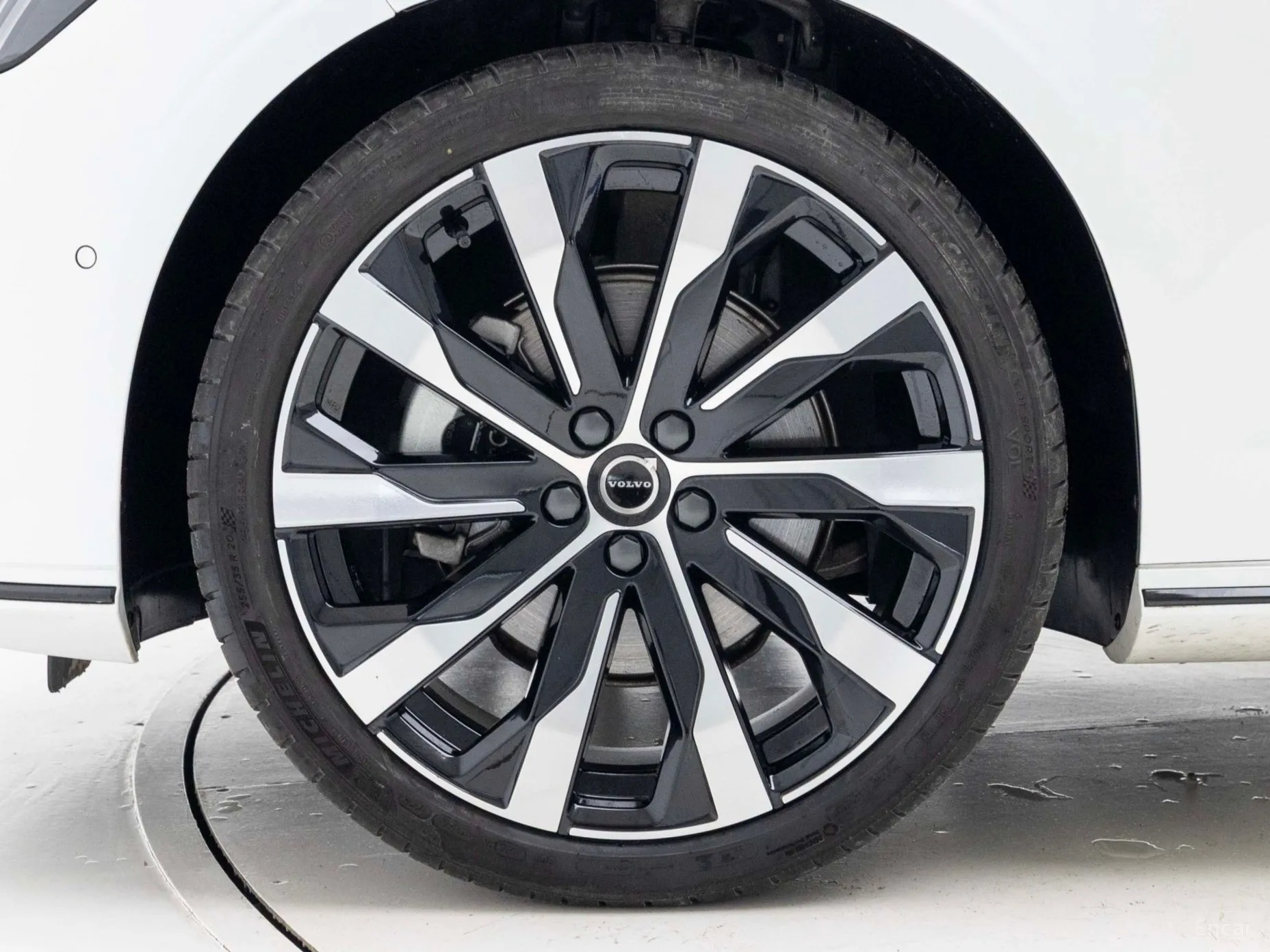 Volvo S90 превью 5