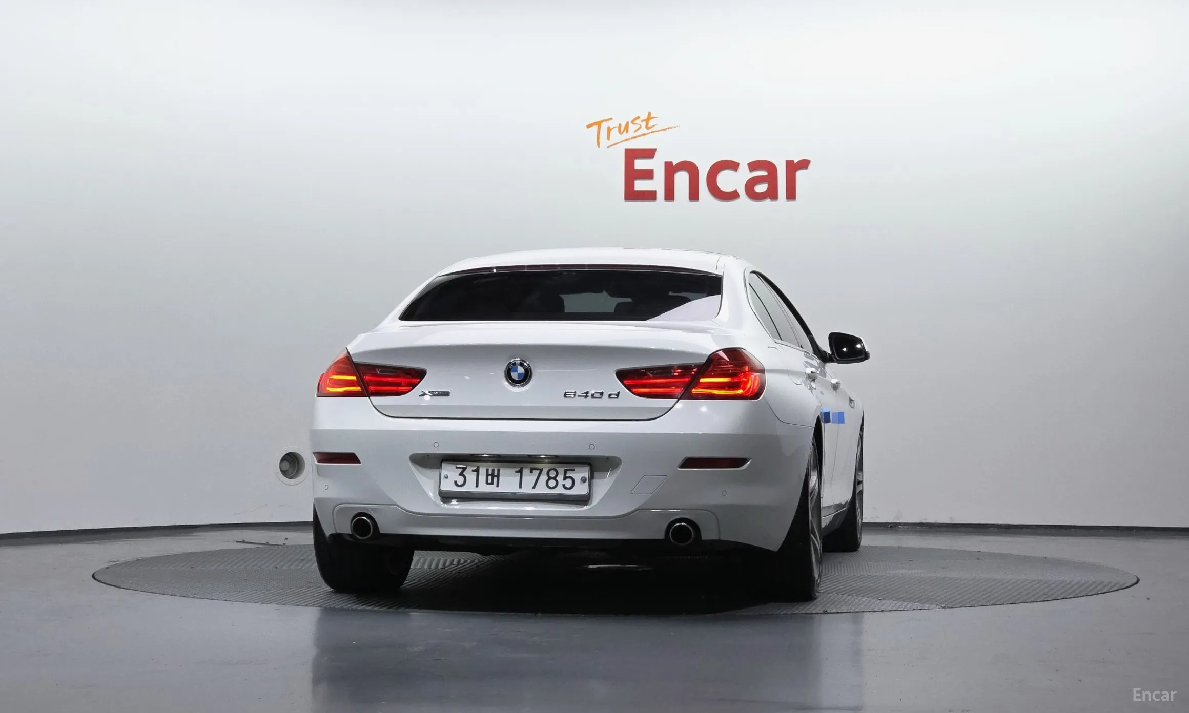 BMW 6 Series (F12) превью 4