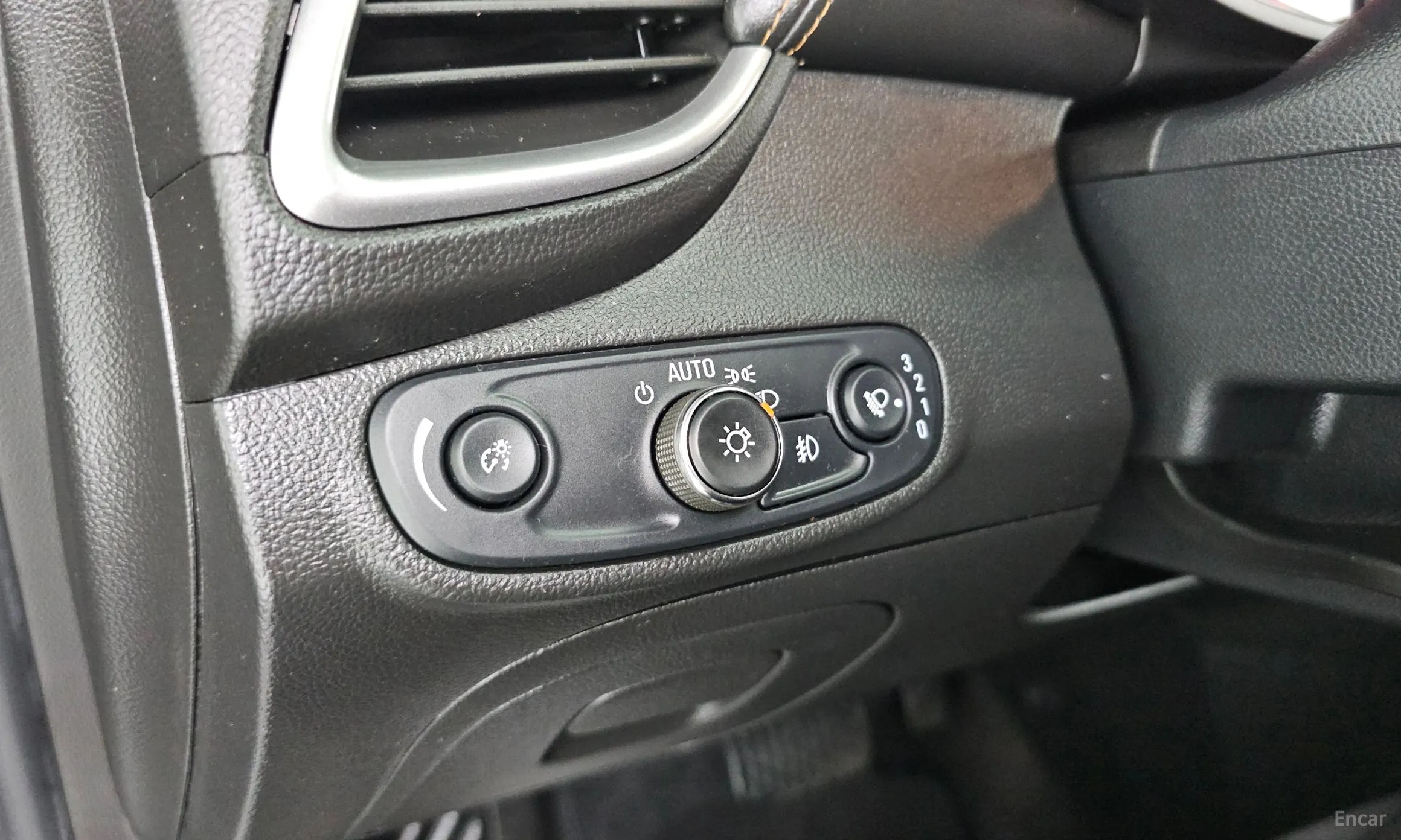 Chevrolet (GM Daewoo) Trax превью 15