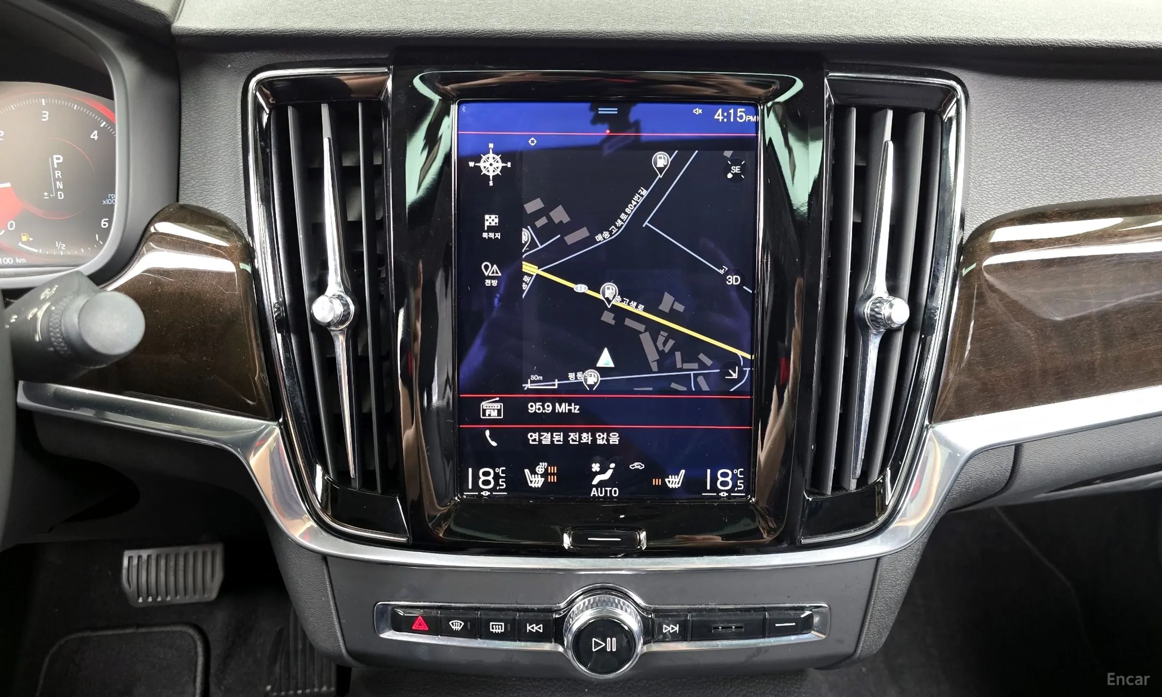 Volvo S90 превью 13