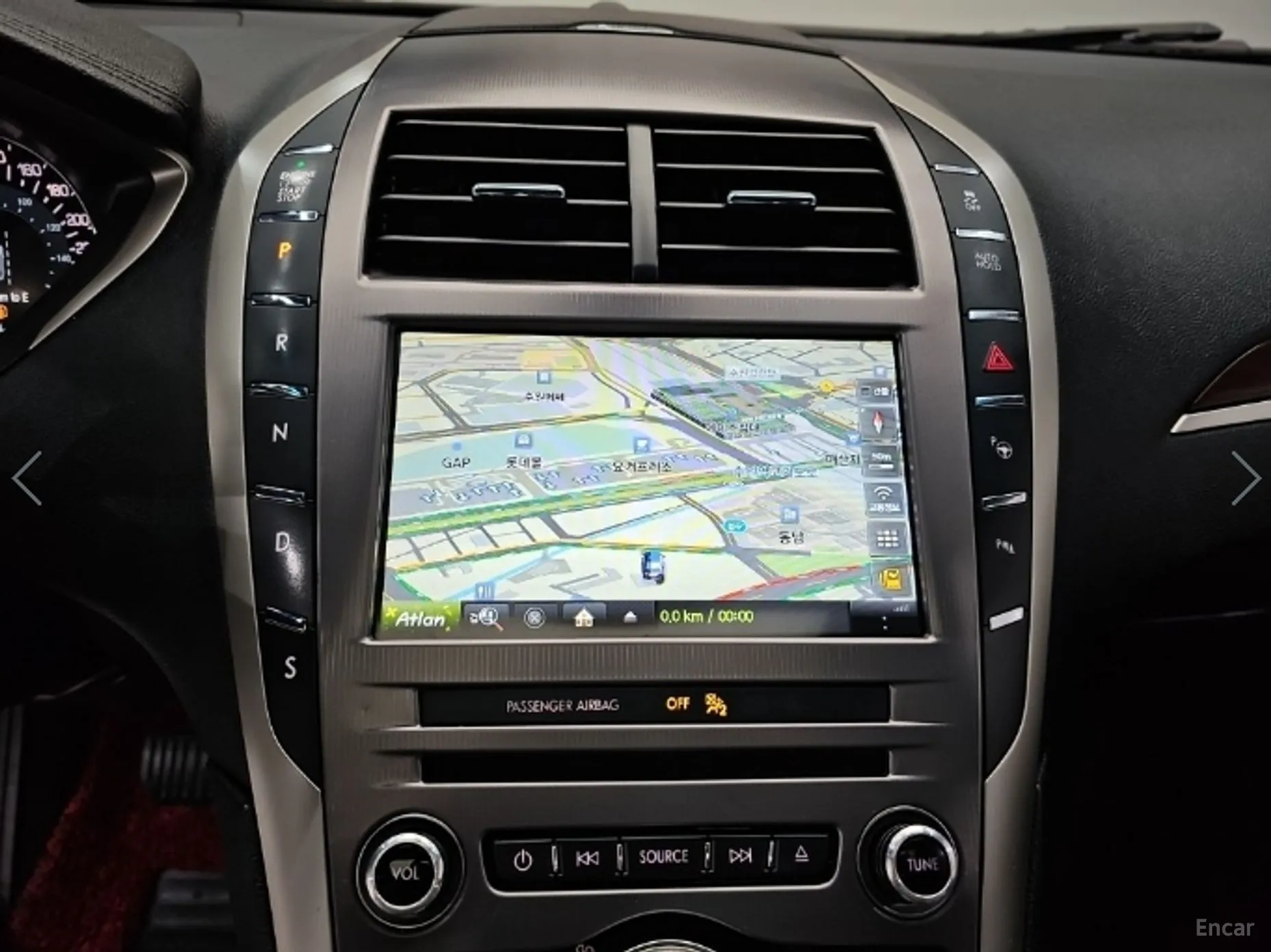 Lincoln New MKZ превью 15