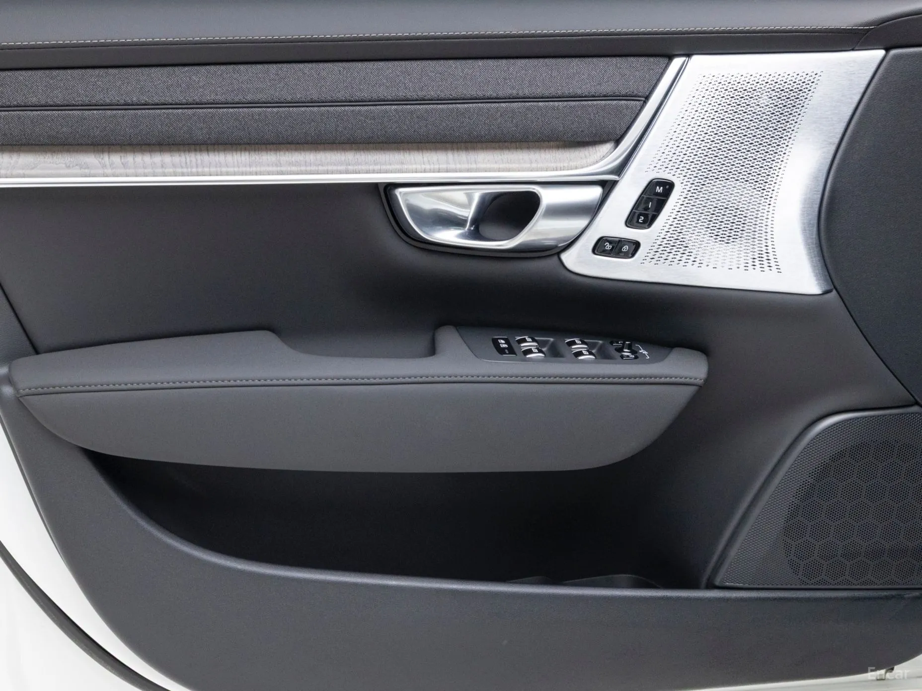 Volvo S90 превью 13