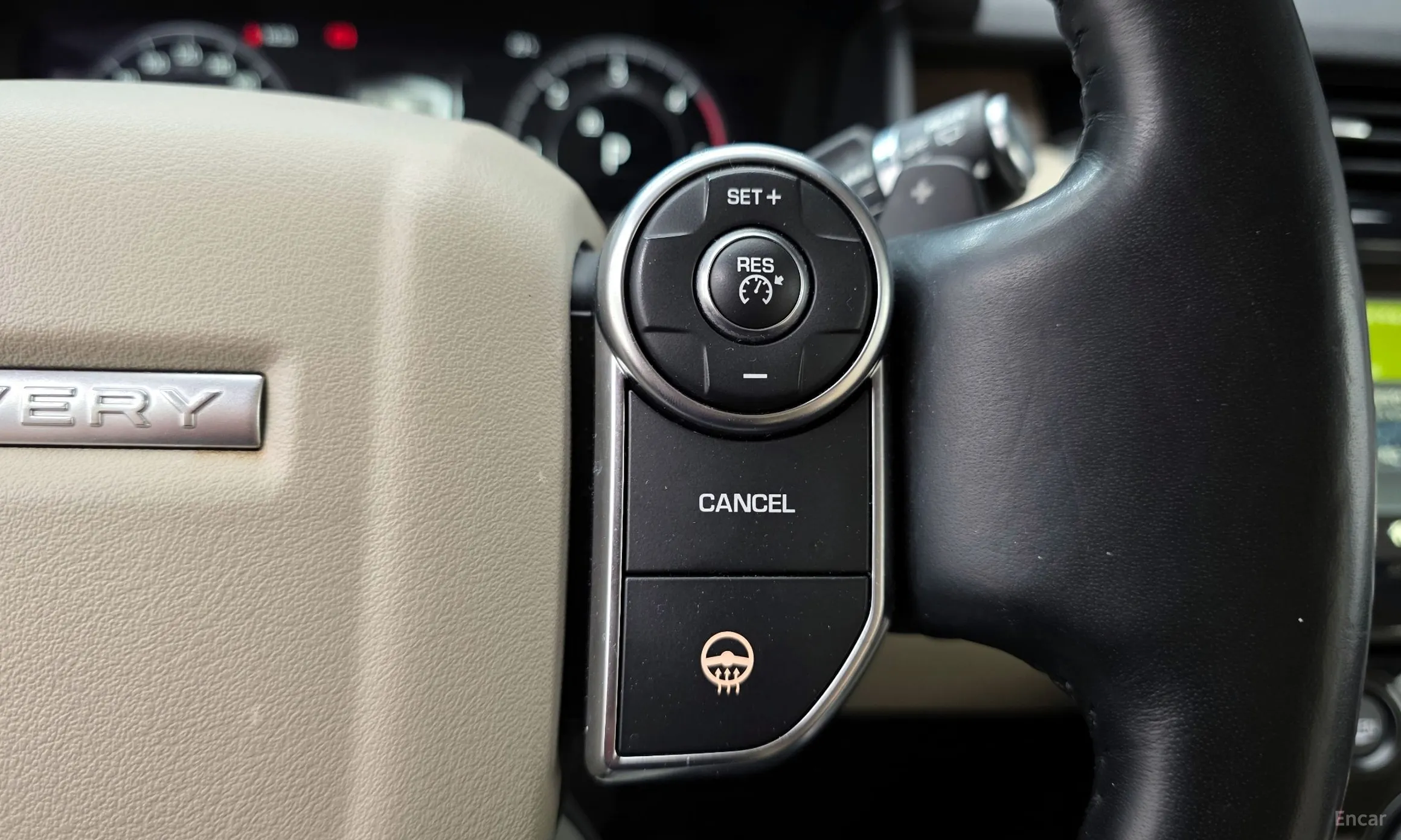 Land Rover Discovery 5 превью 20