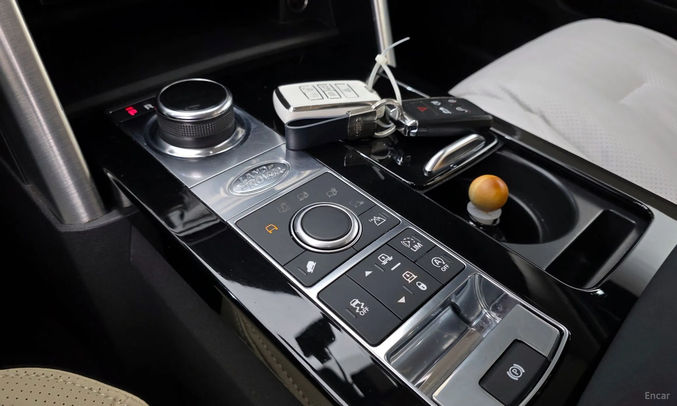 Land Rover Discovery 5 превью 9