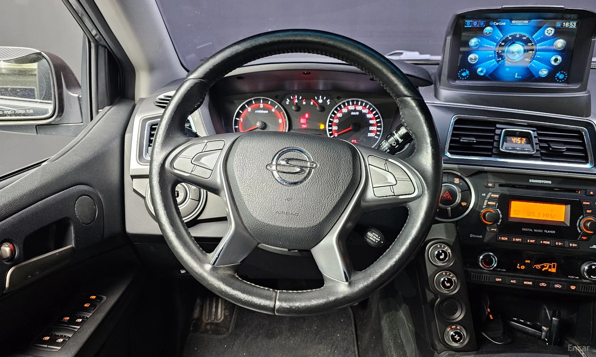KG Mobility (SsangYong) Korando Sports превью 12