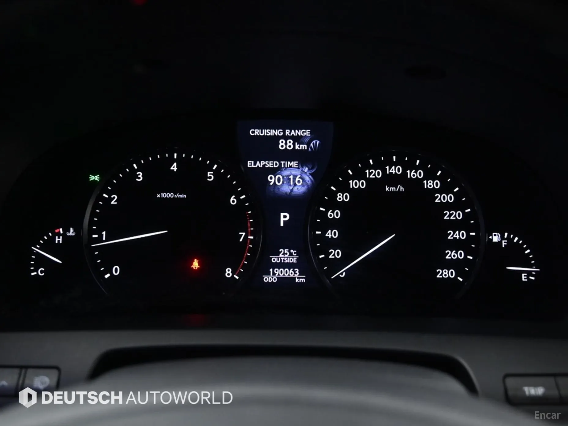 Lexus LS460 превью 18