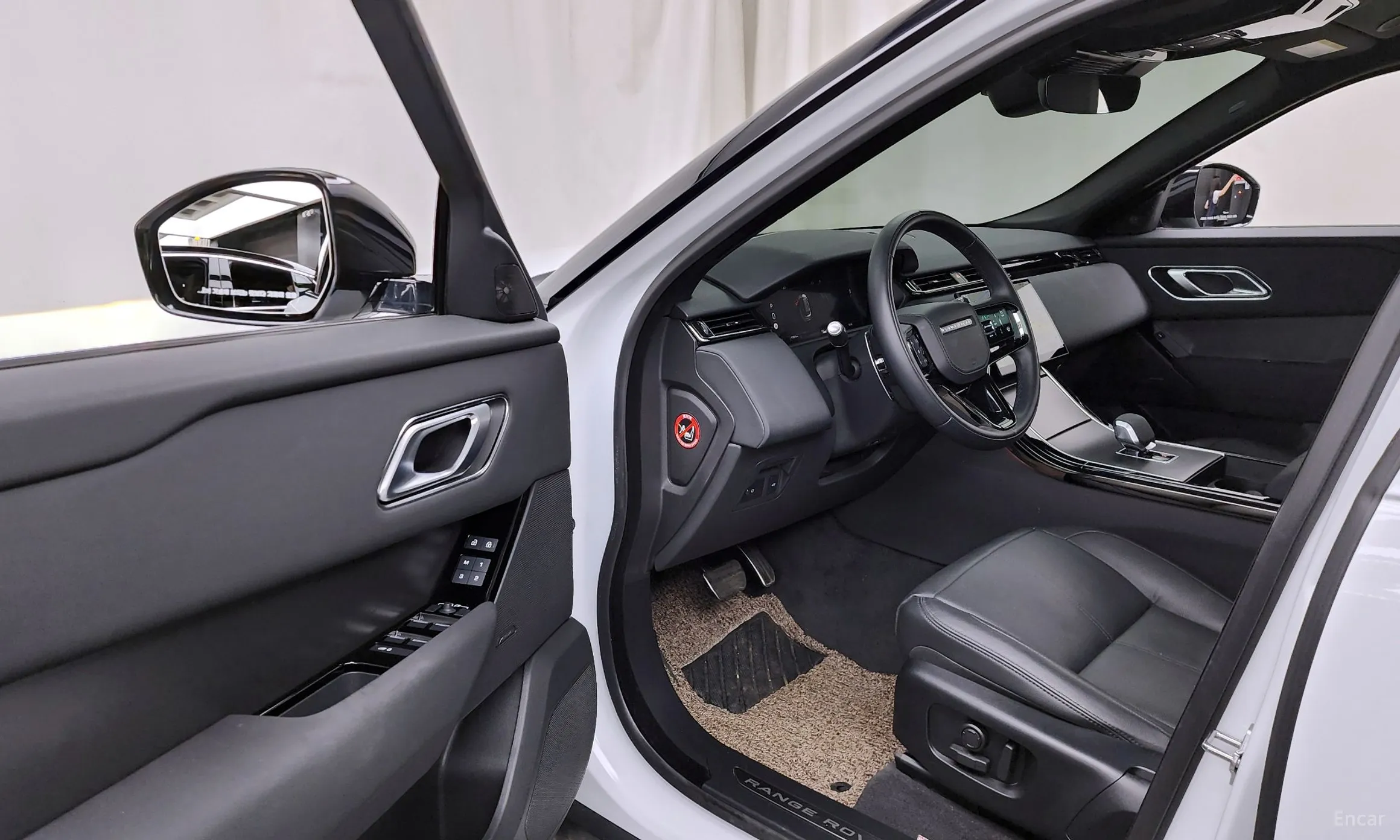 Land Rover Range Rover Bella превью 10