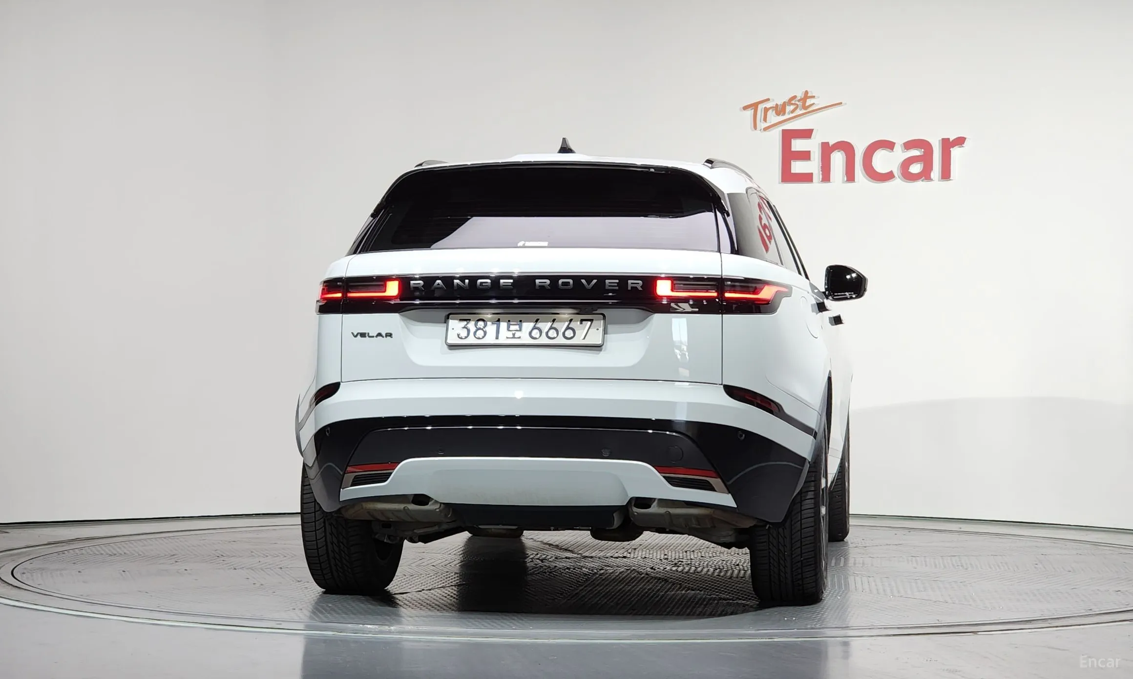 Land Rover Range Rover Bella превью 4