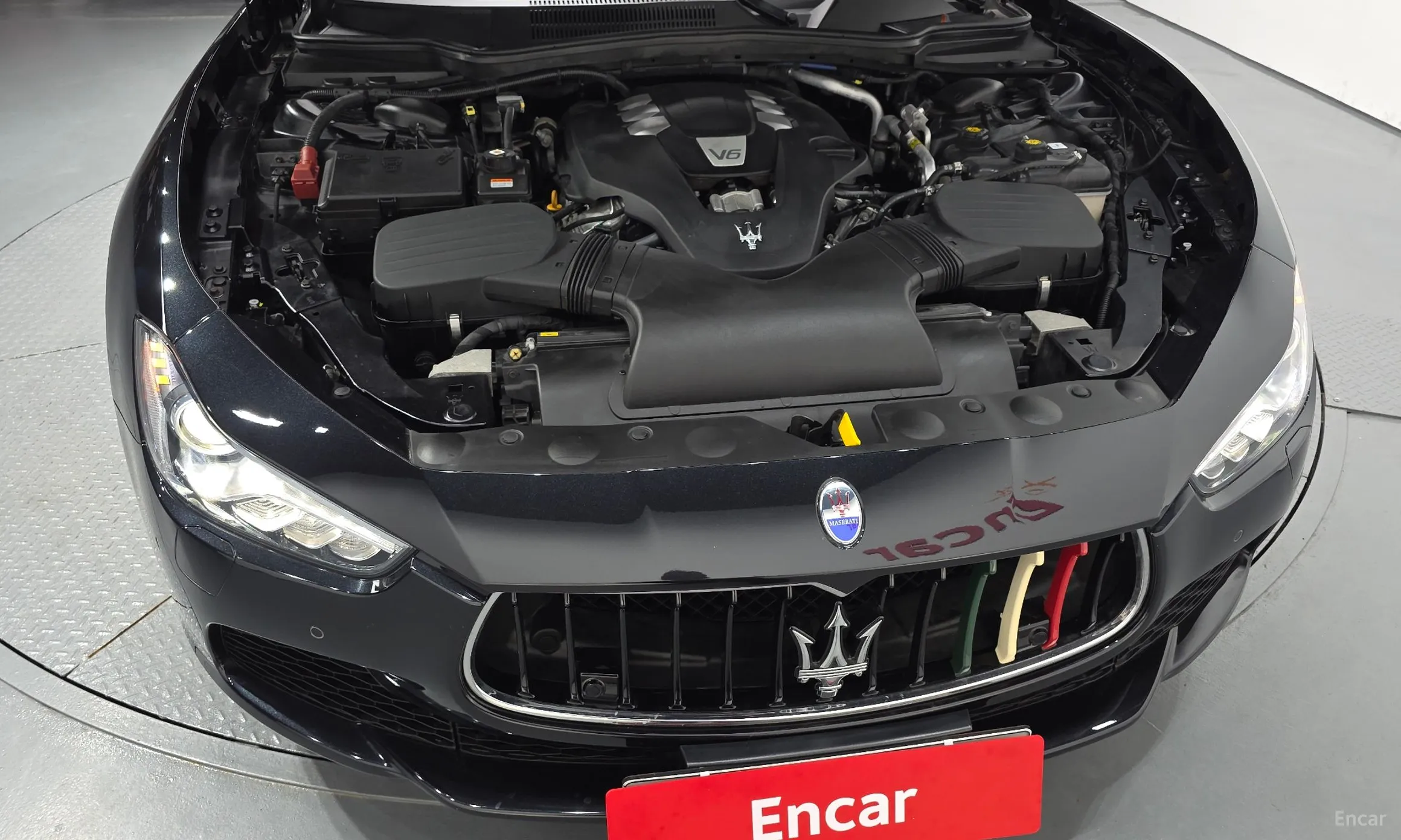 Maserati Ghibli превью 6