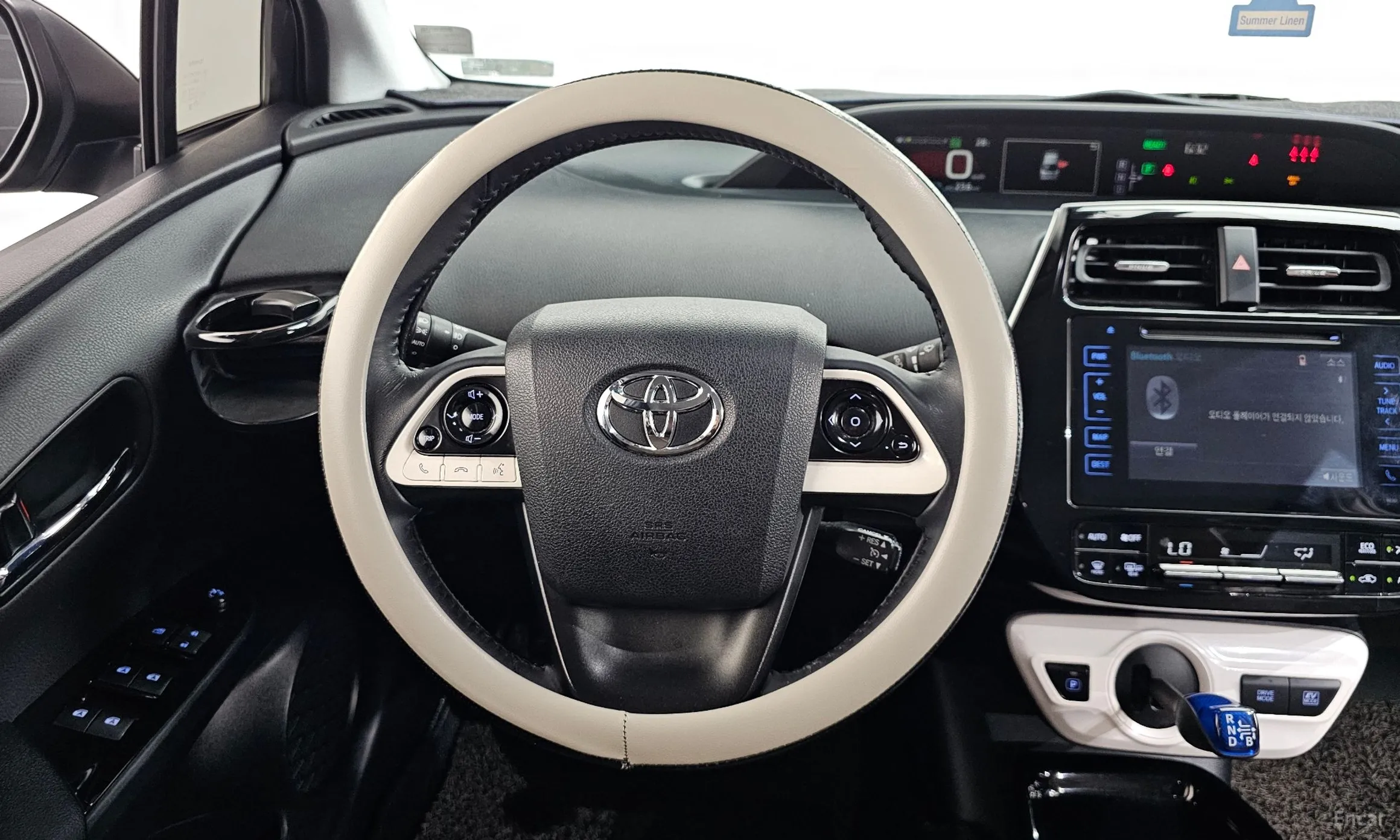 Toyota Prius 4th Generation превью 13