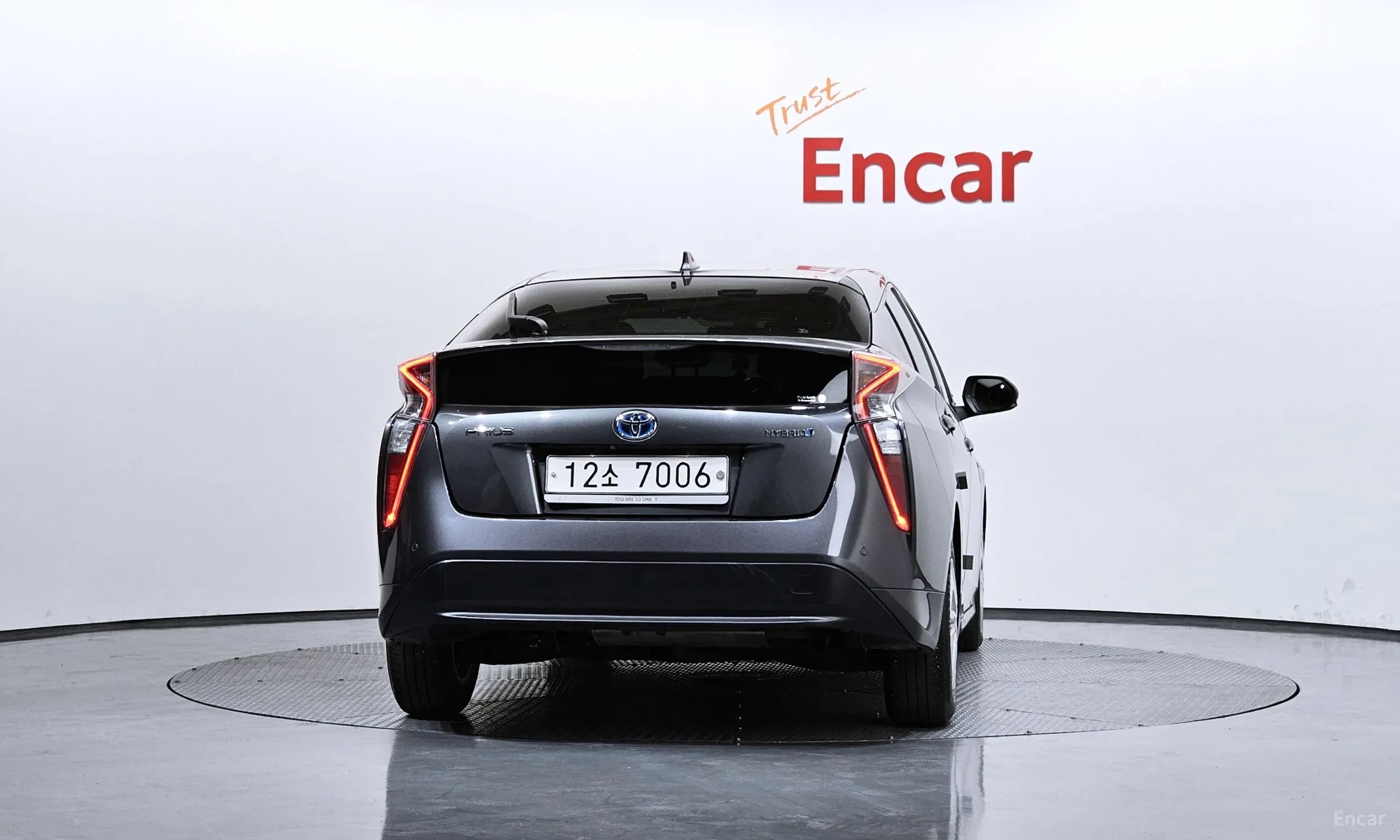 Toyota Prius 4th Generation превью 4