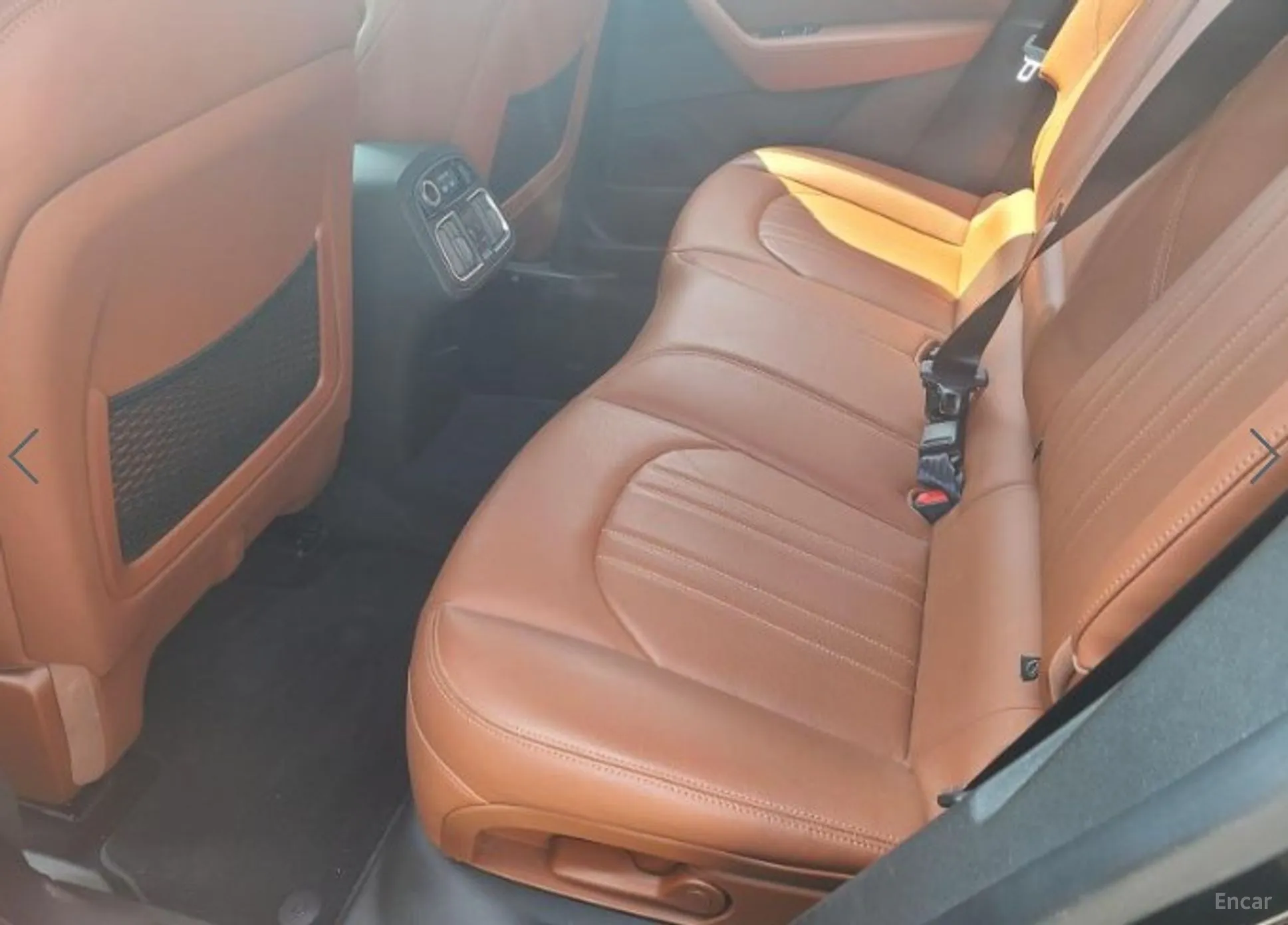 Maserati Levante превью 14