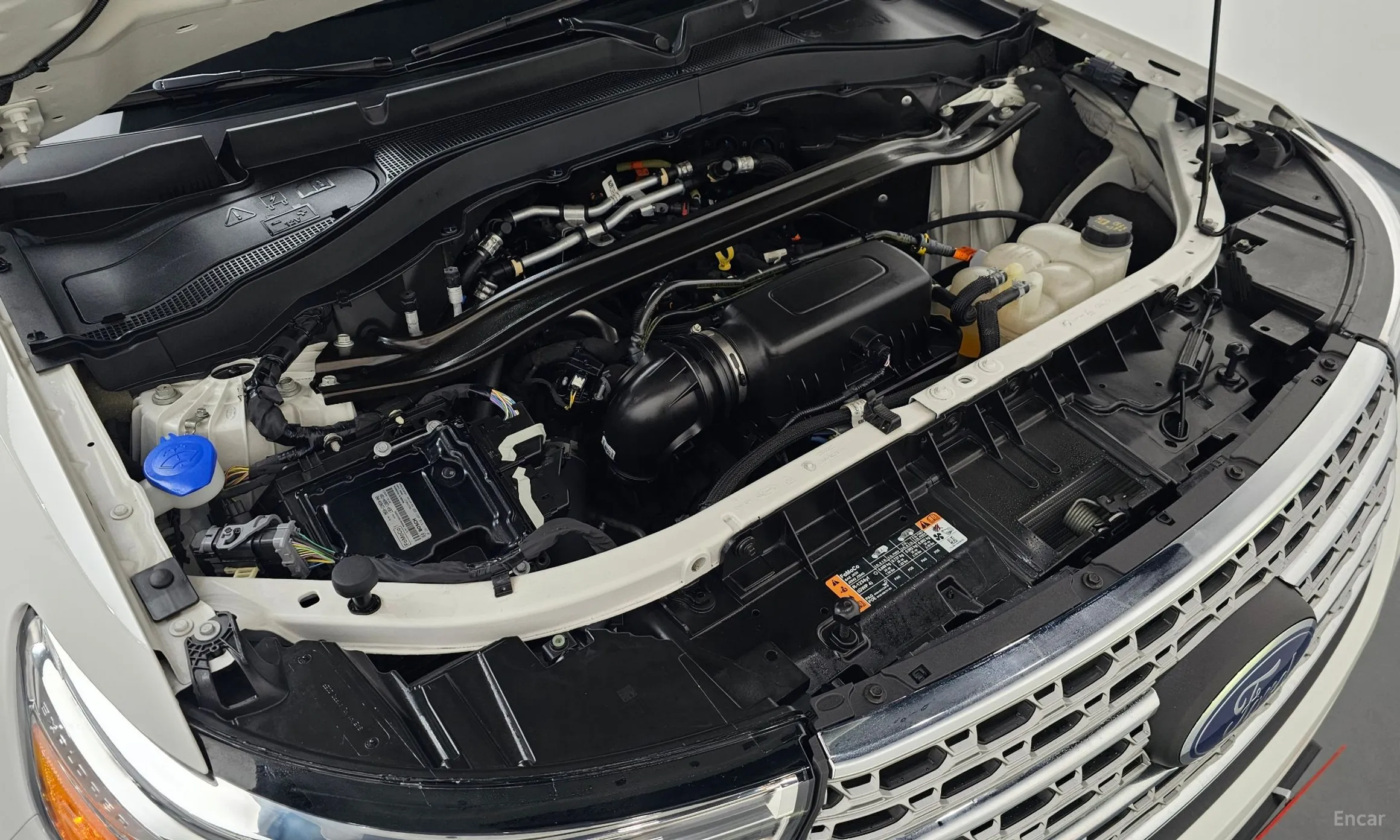 Ford Explorer 6th Generation превью 6