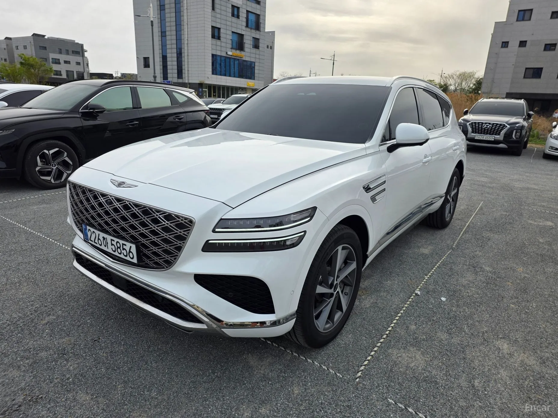 Genesis GV80 превью 2