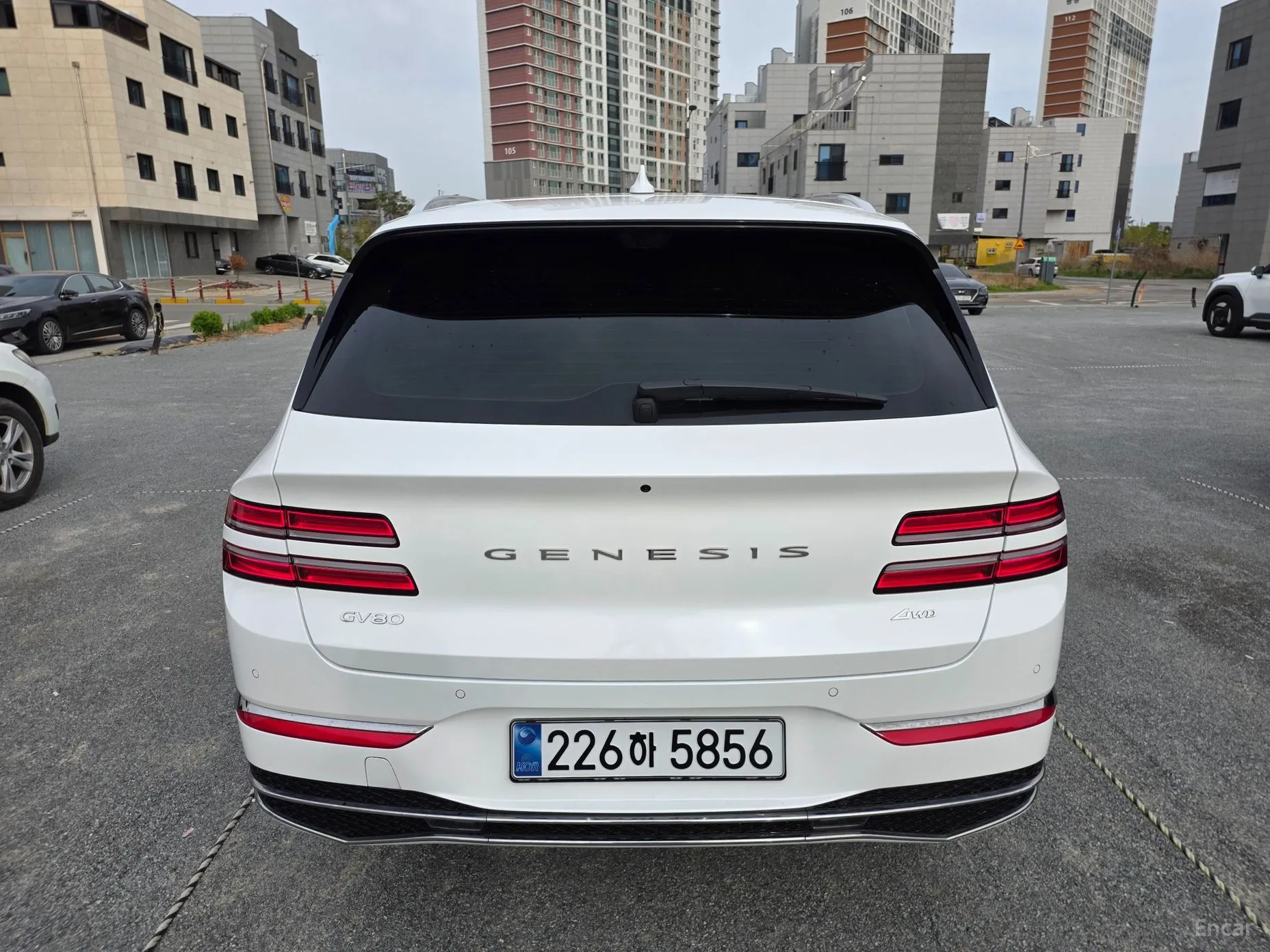 Genesis GV80 превью 8