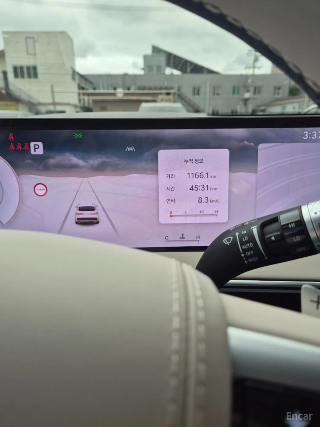 Genesis GV70 превью 12