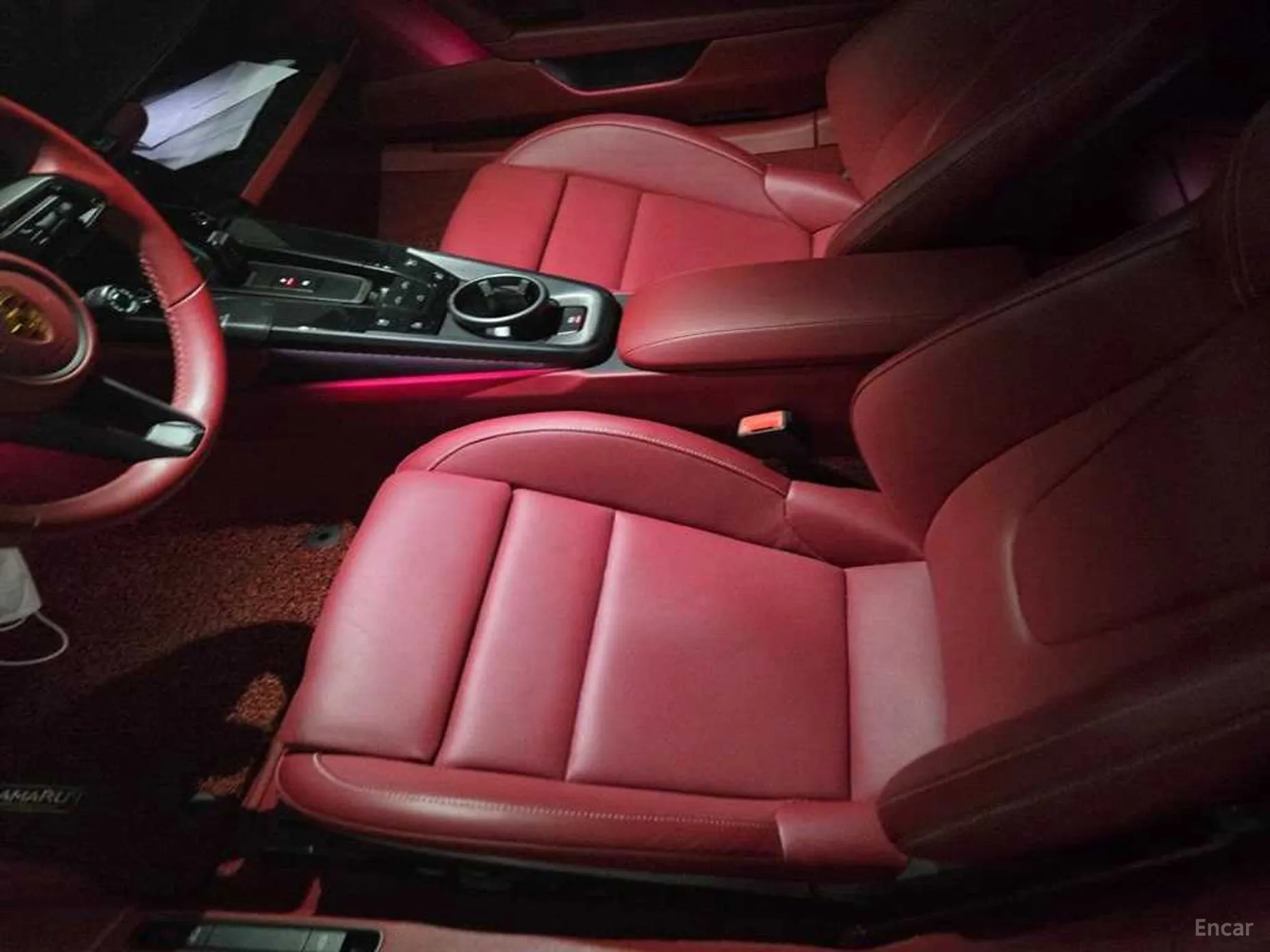 Porsche 911 (992) превью 10