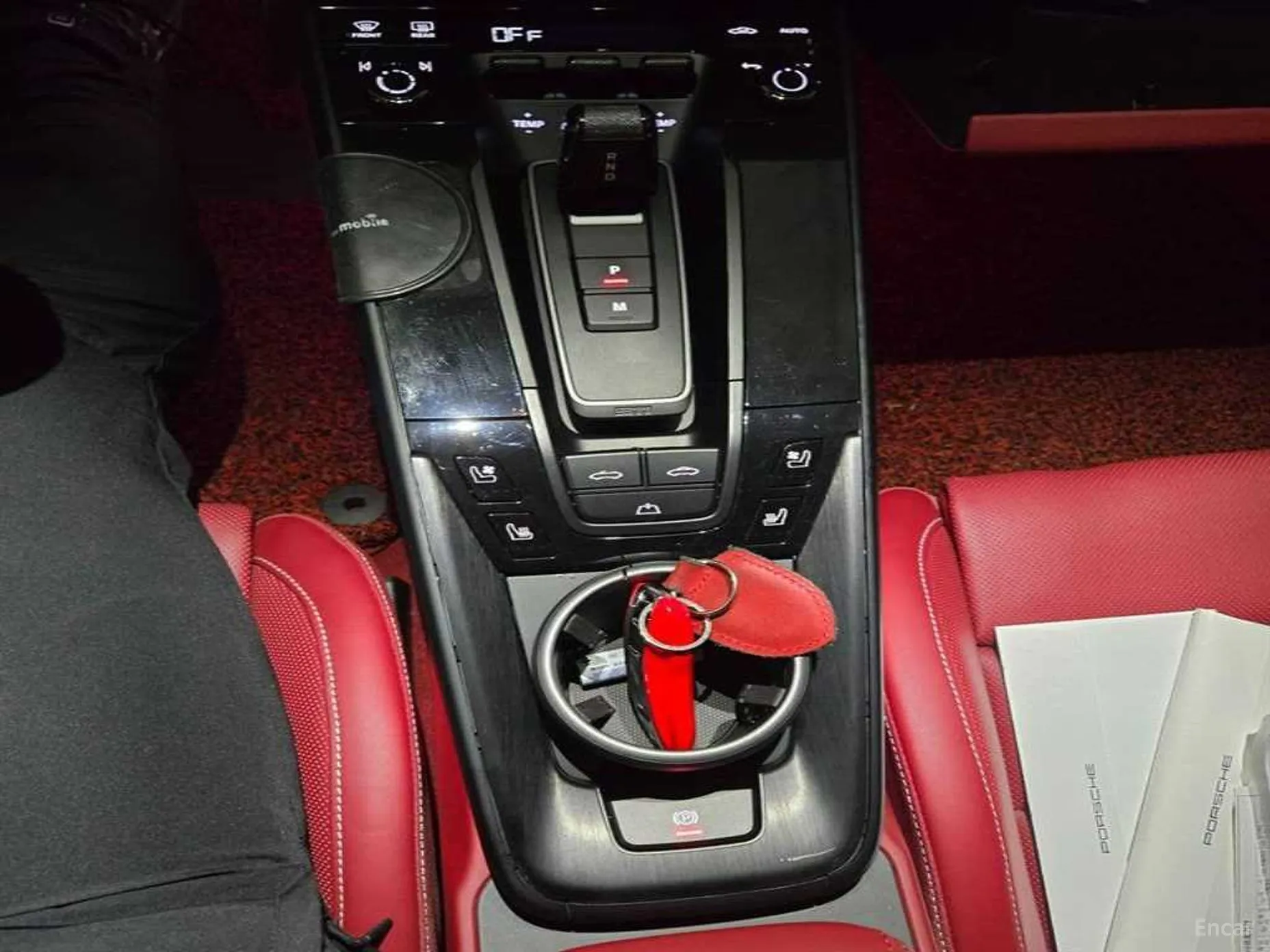 Porsche 911 (992) превью 7