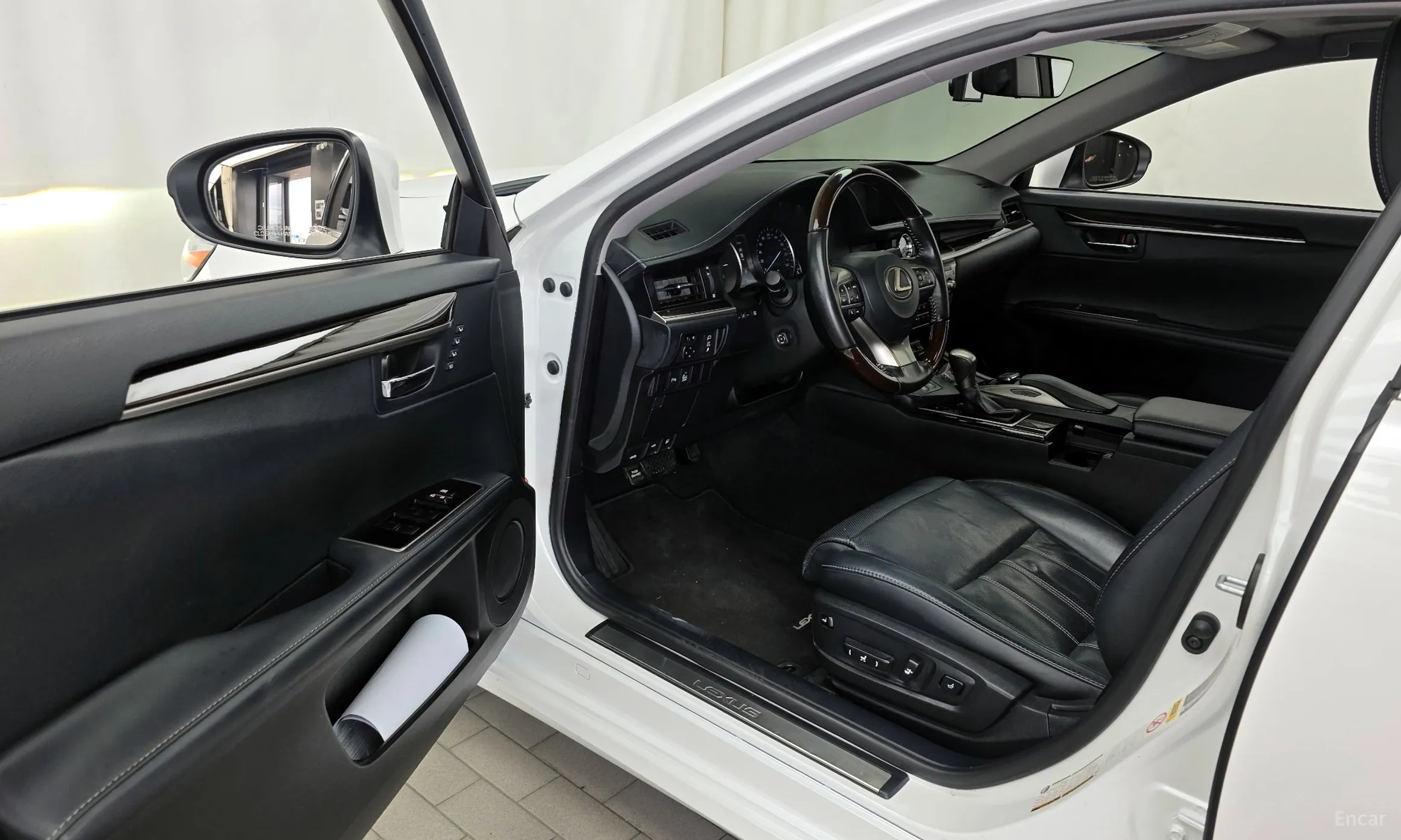 Lexus New ES350 превью 10