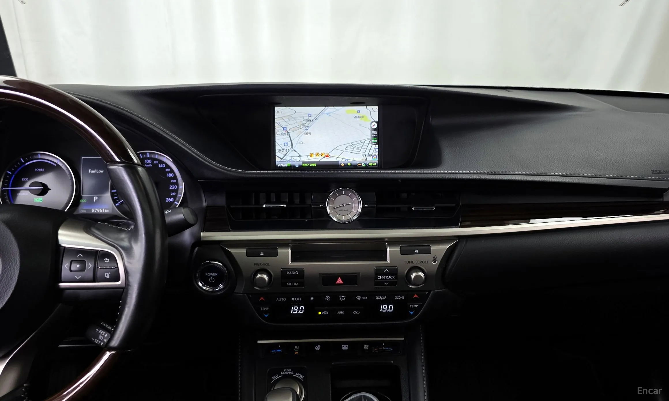 Lexus New ES350 превью 14