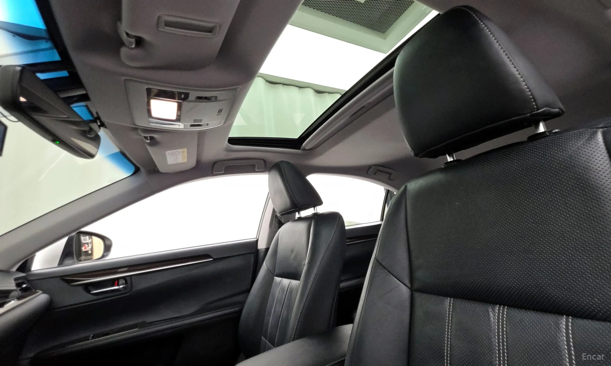 Lexus New ES350 превью 18