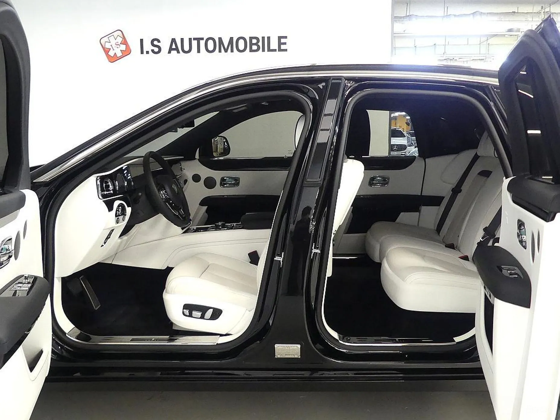 Rolls-Royce Ghost 2nd Generation превью 16