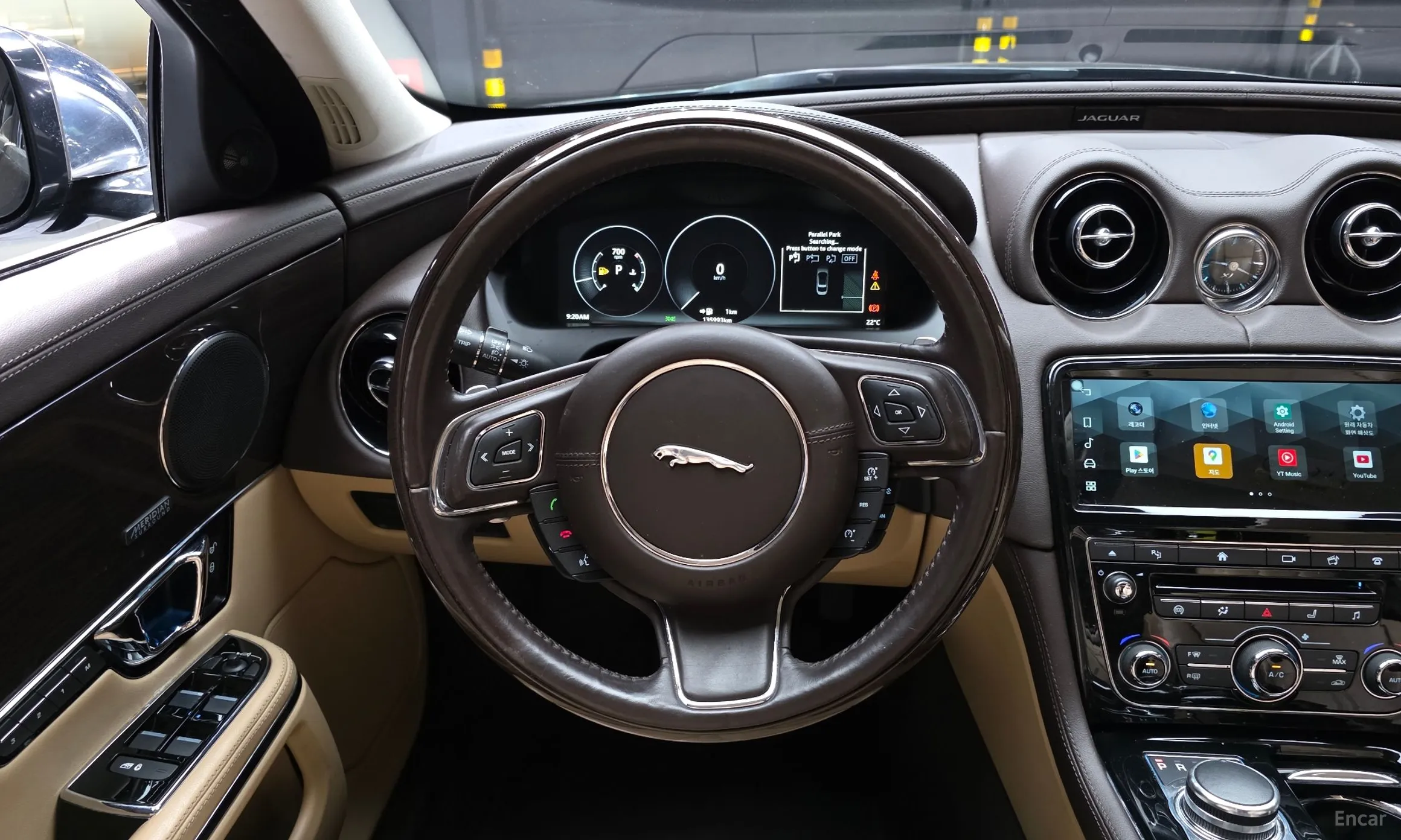 Jaguar All New XJ превью 13