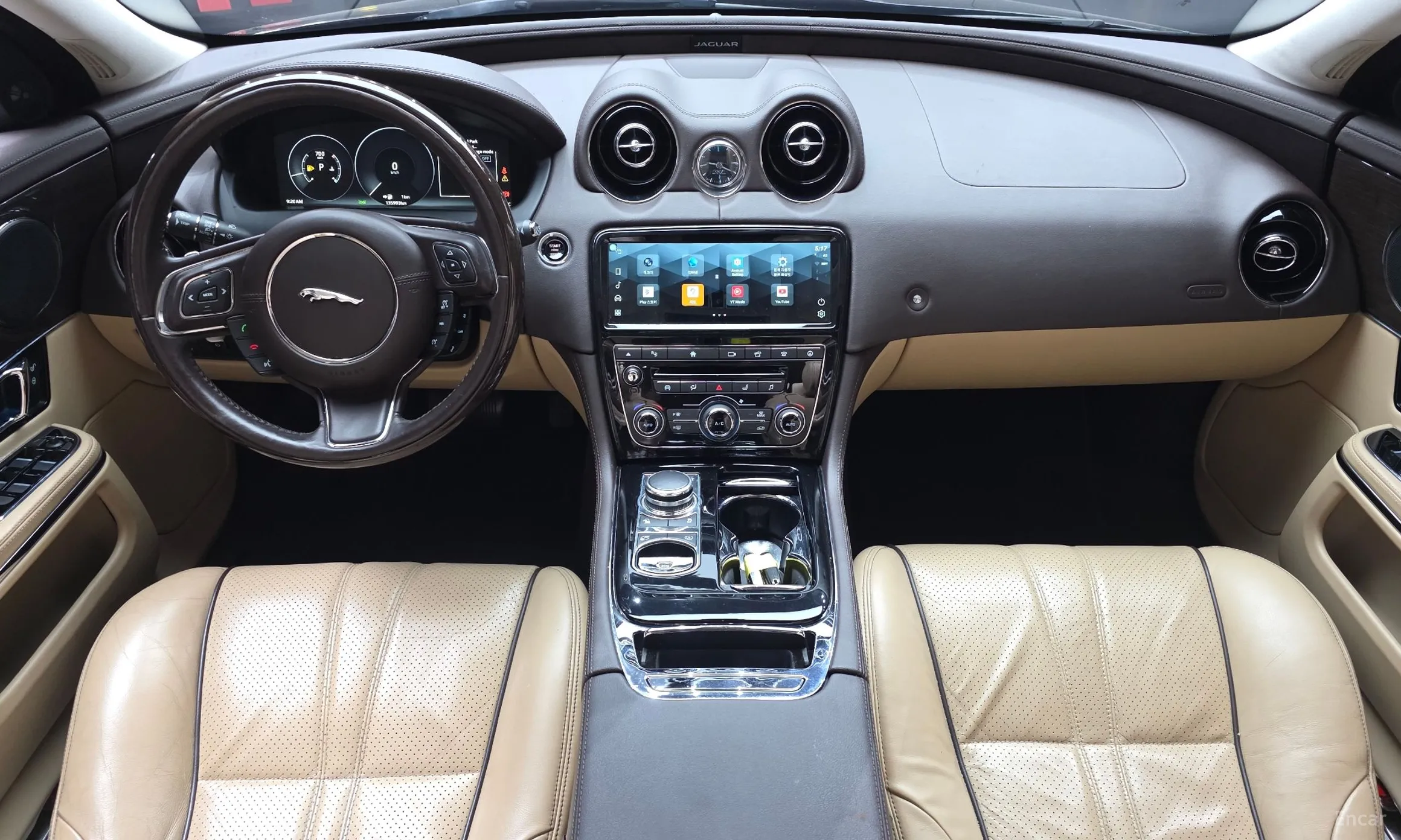 Jaguar All New XJ превью 7