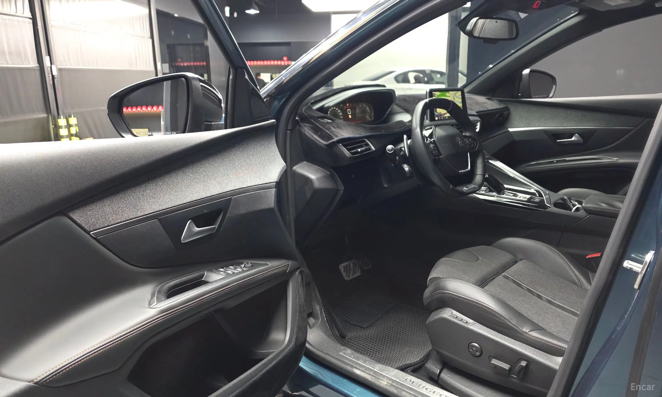 Peugeot 5008 2nd generation превью 10