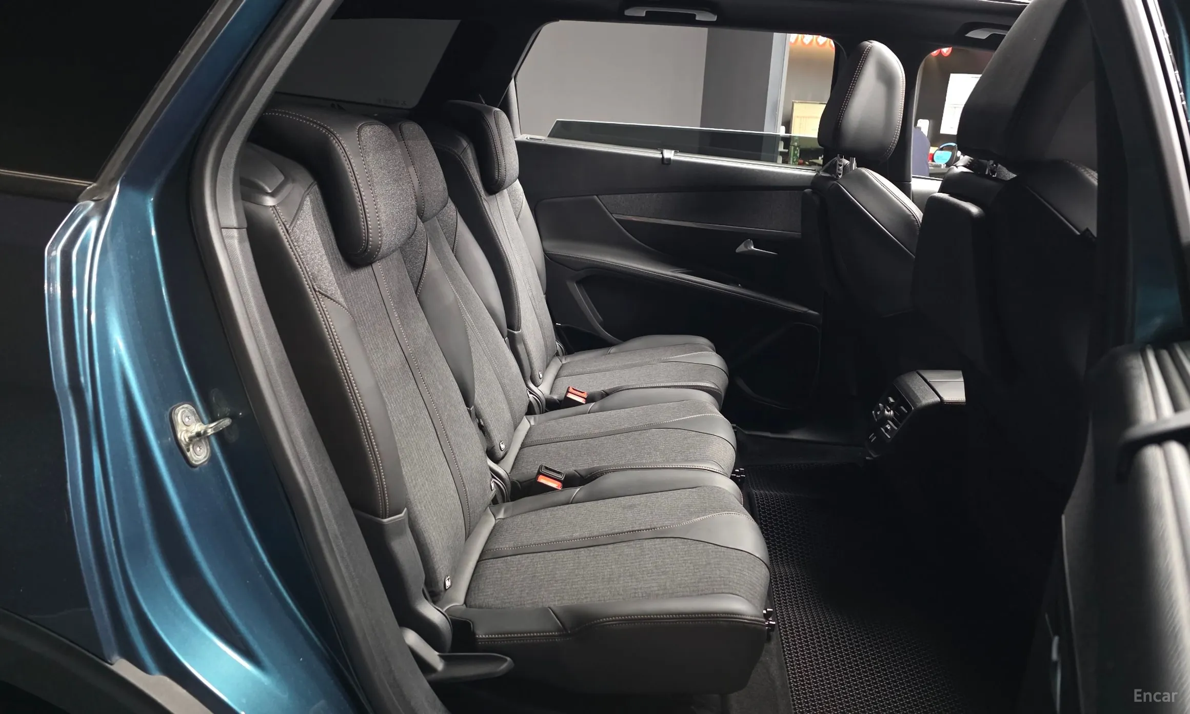 Peugeot 5008 2nd generation превью 12