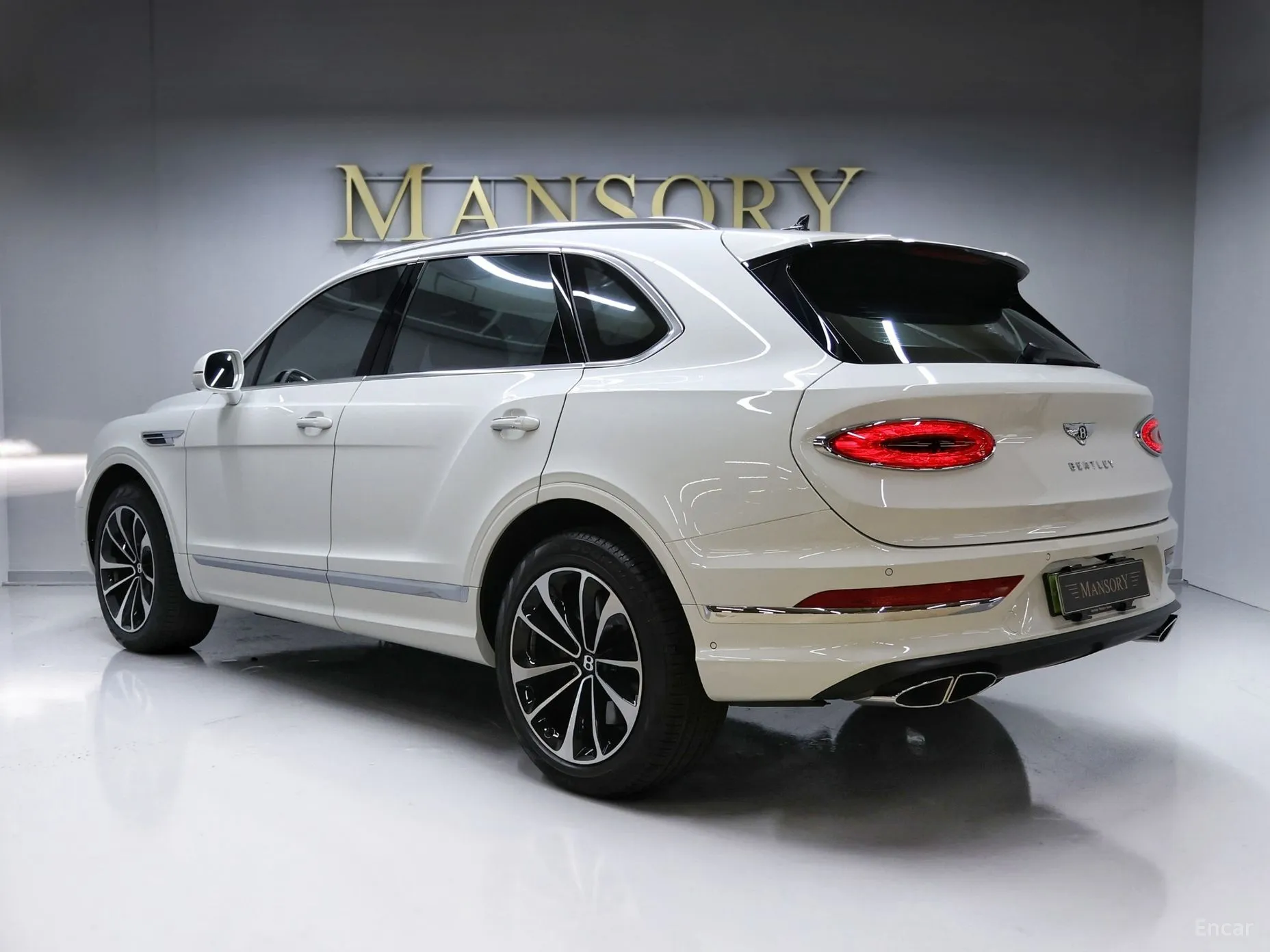Bentley Bentayga превью 2