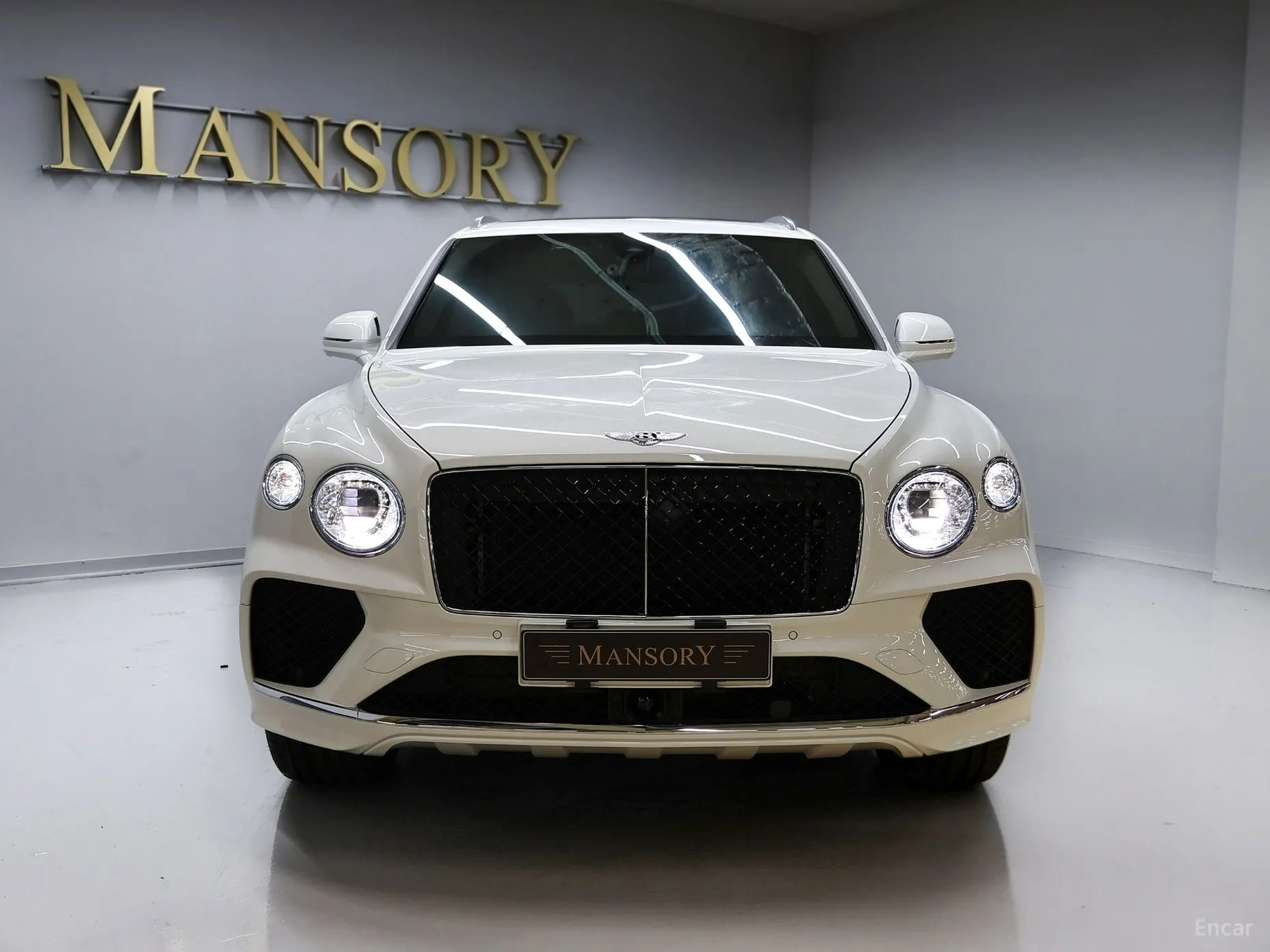 Bentley Bentayga превью 3