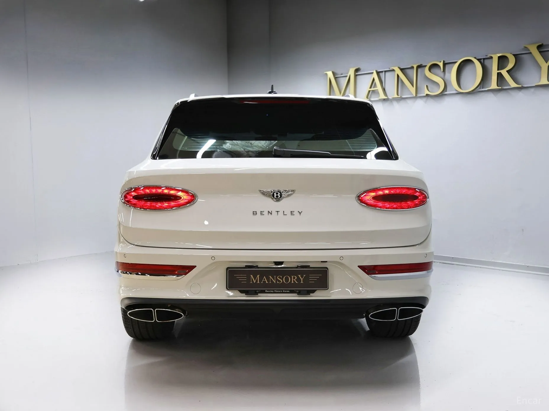 Bentley Bentayga превью 4