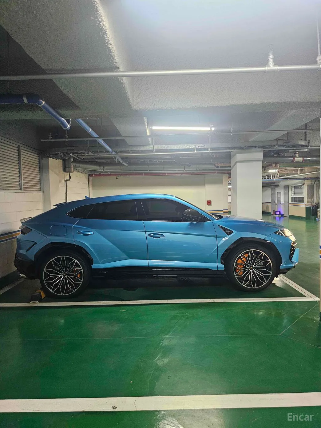 Lamborghini Urus превью 4